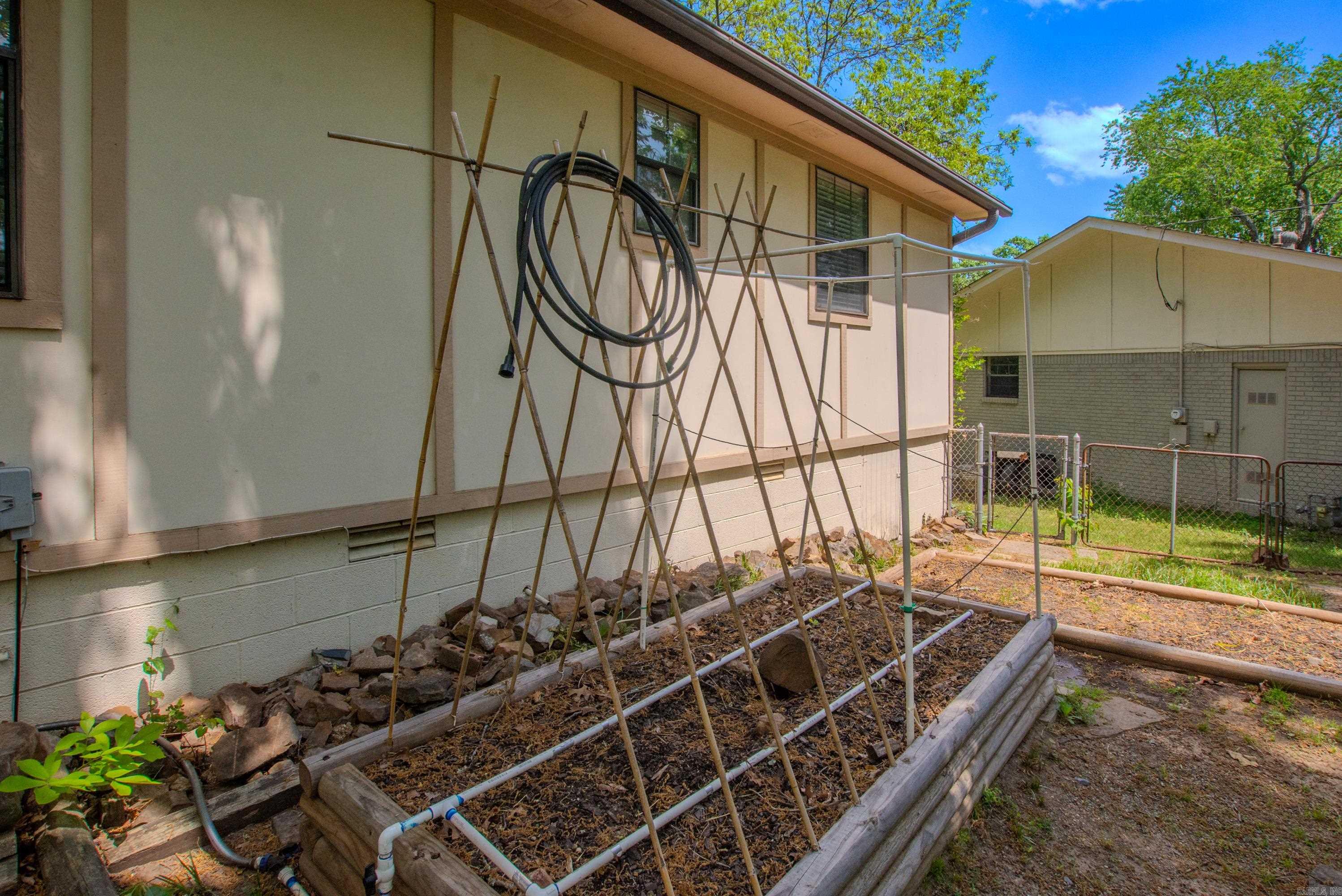 6605 Rustic Lane