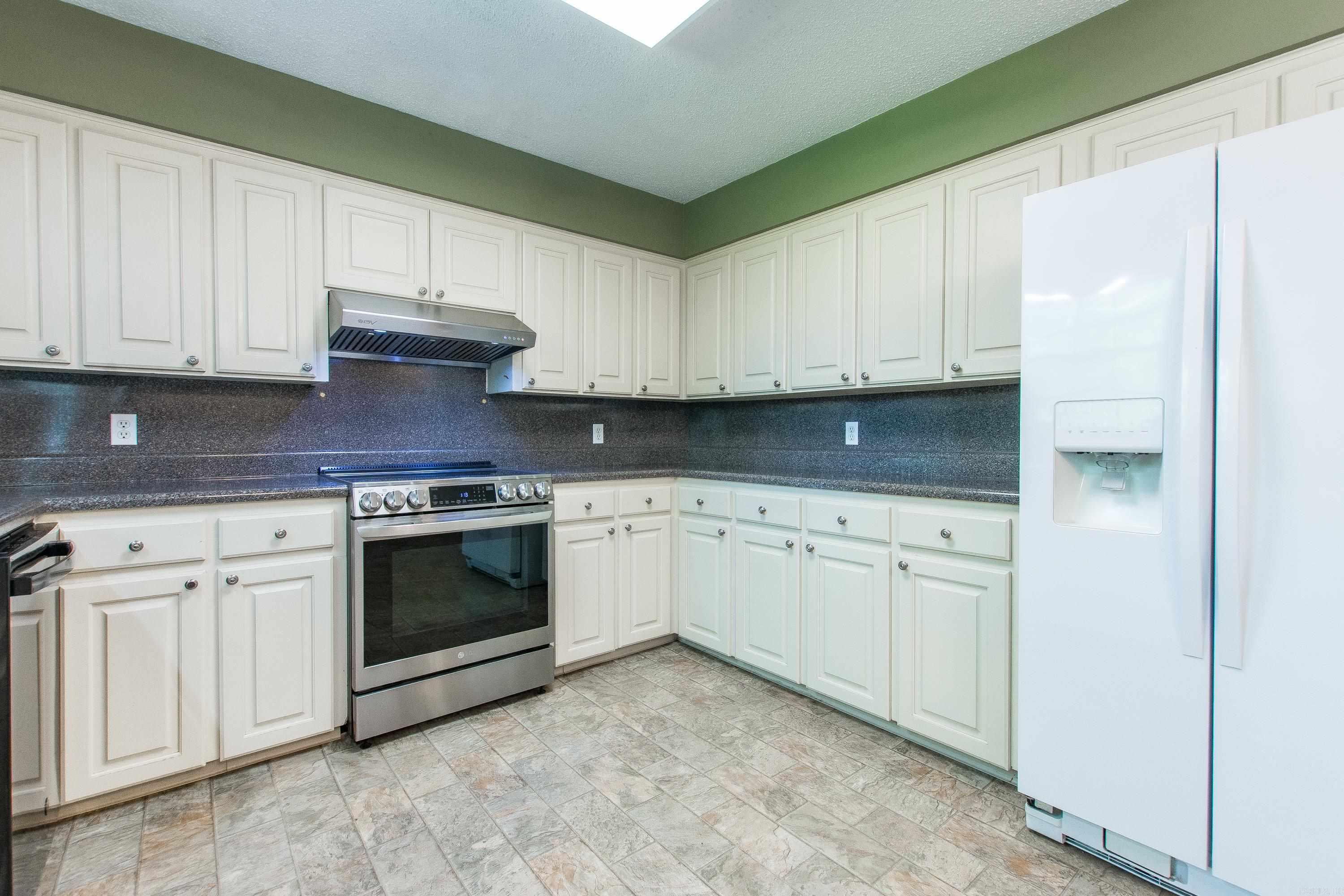 6605 Rustic Lane