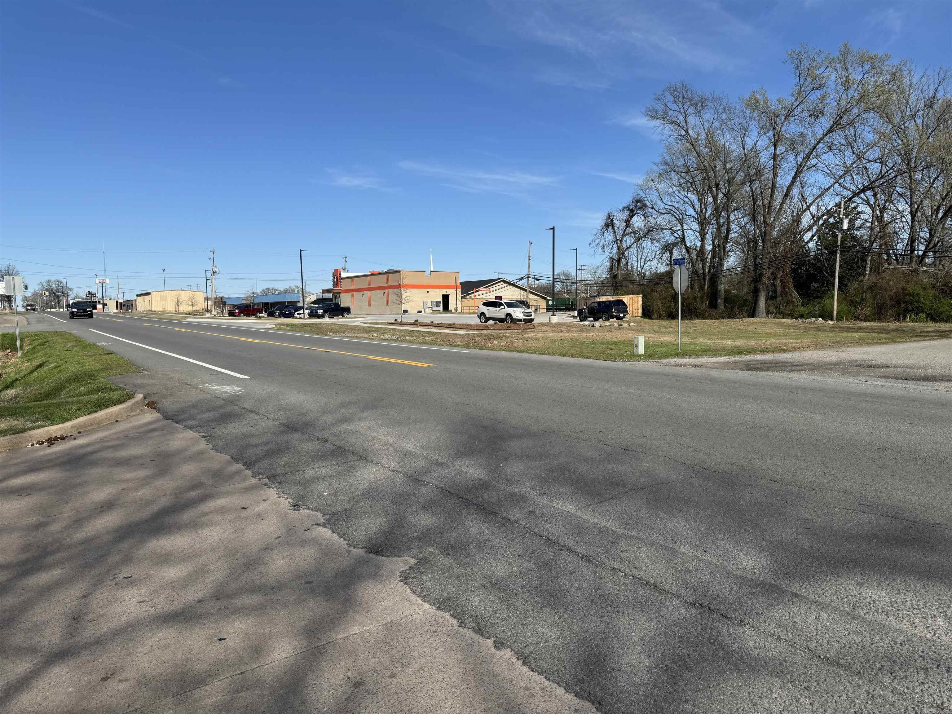 400 S second Highway