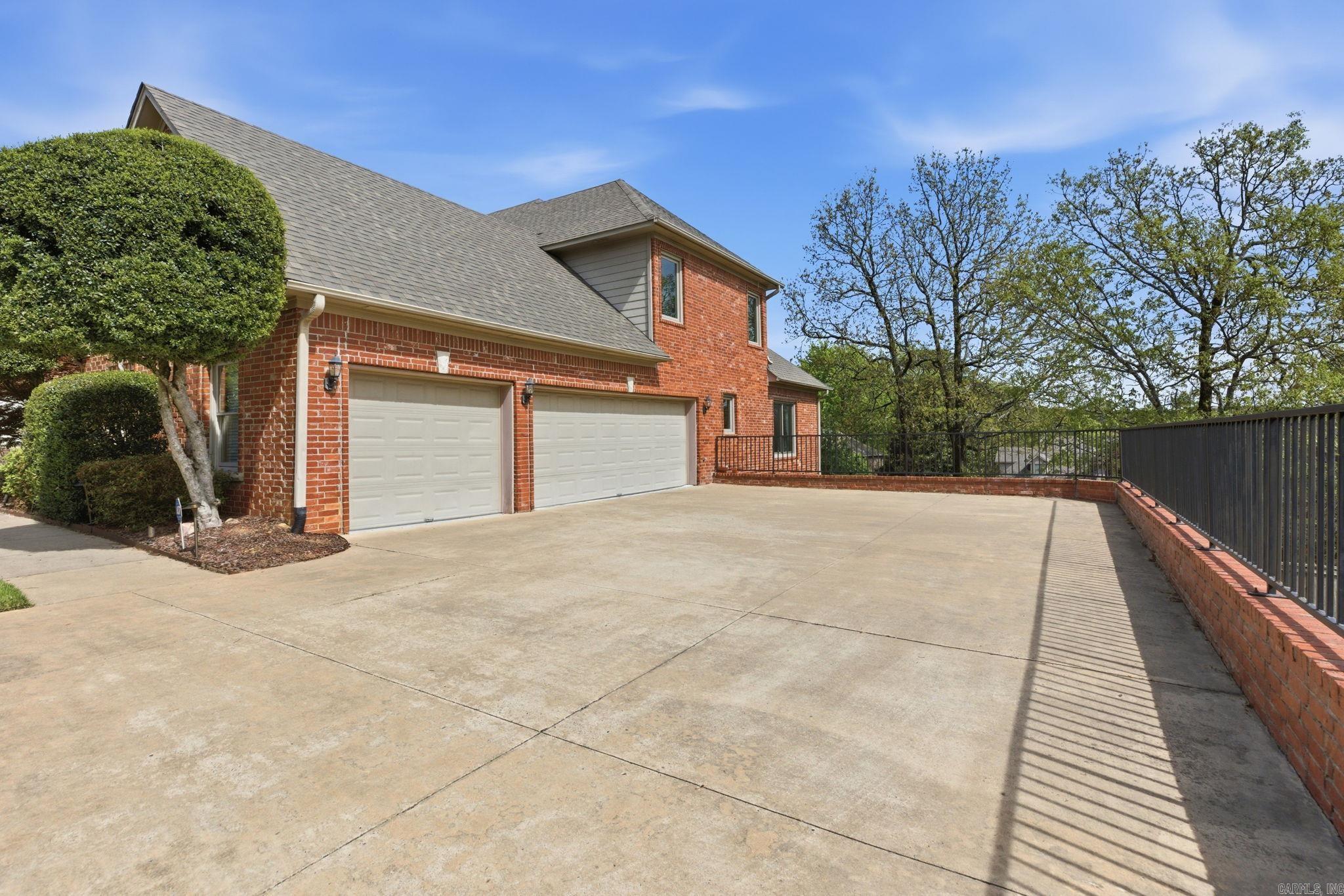 7 Chambord Lane