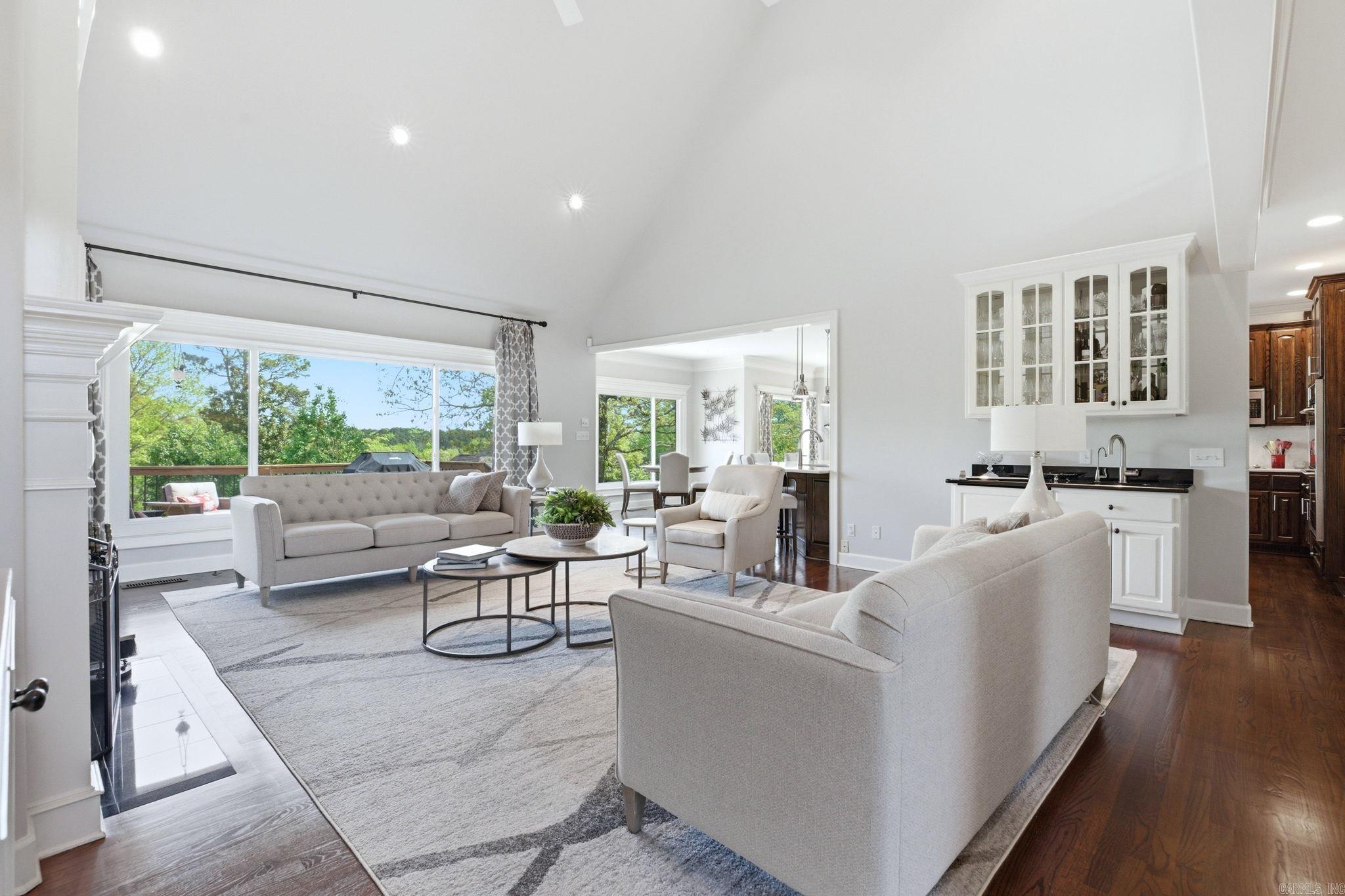 7 Chambord Lane