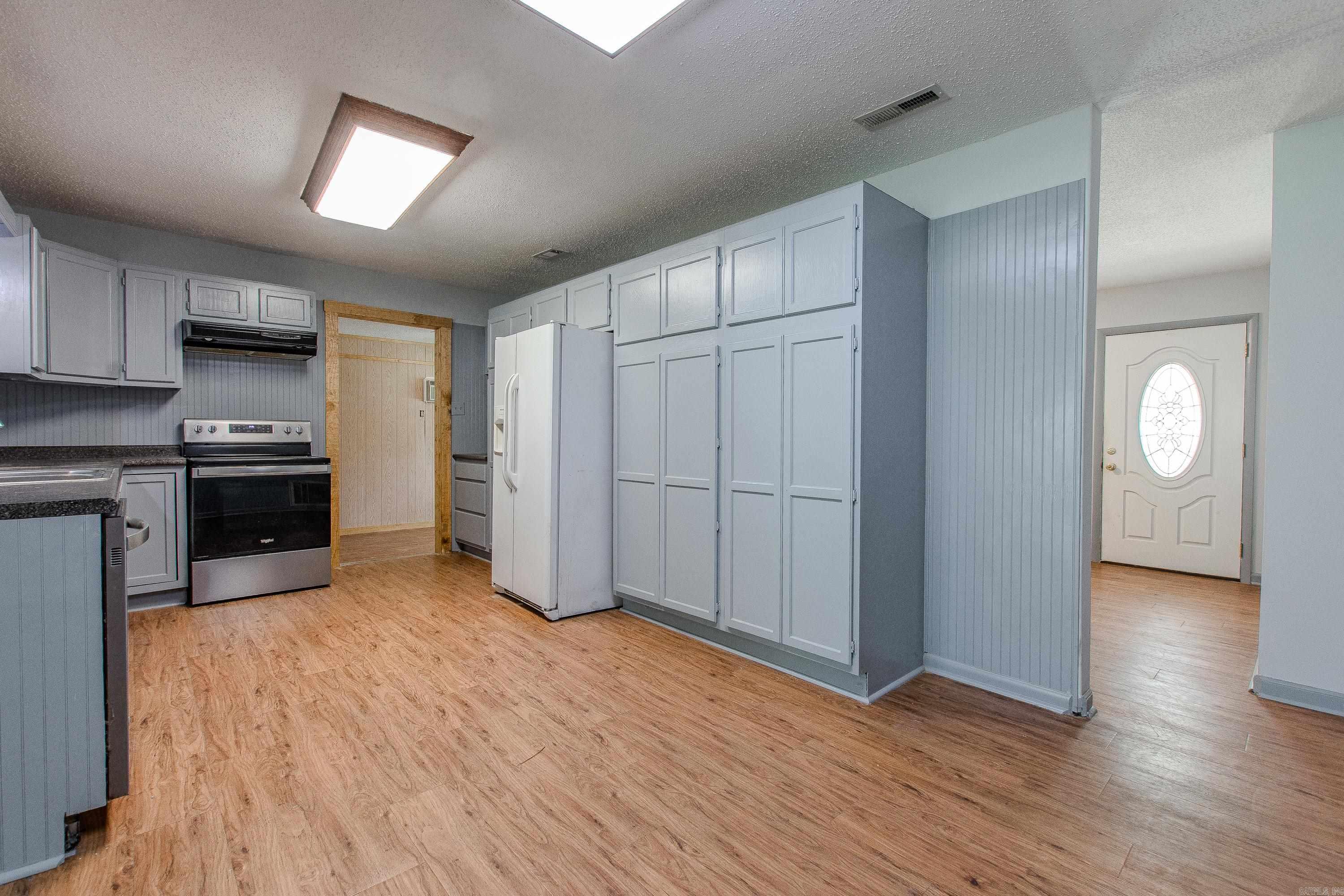 2616 Meadow Lane