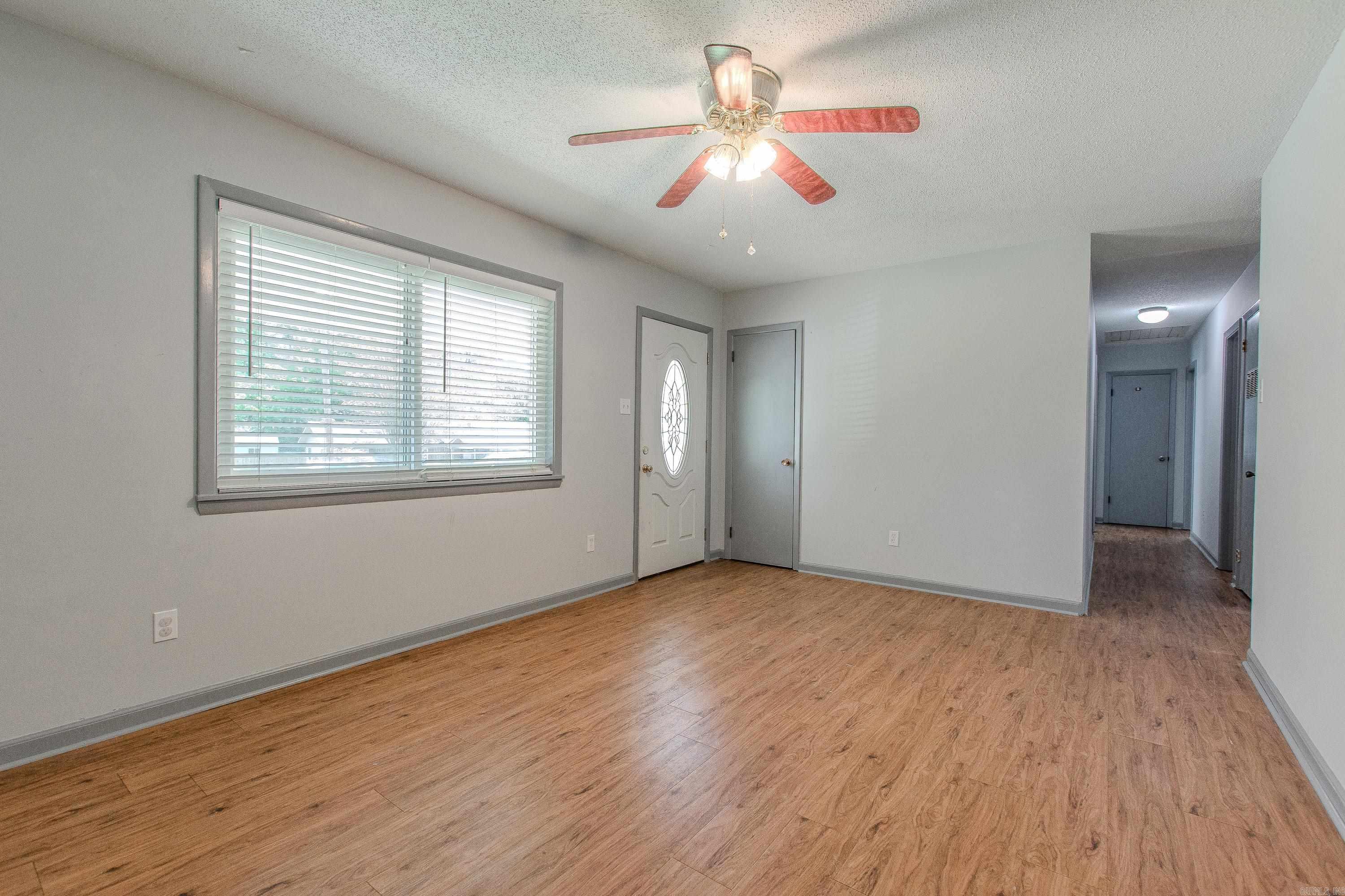 2616 Meadow Lane