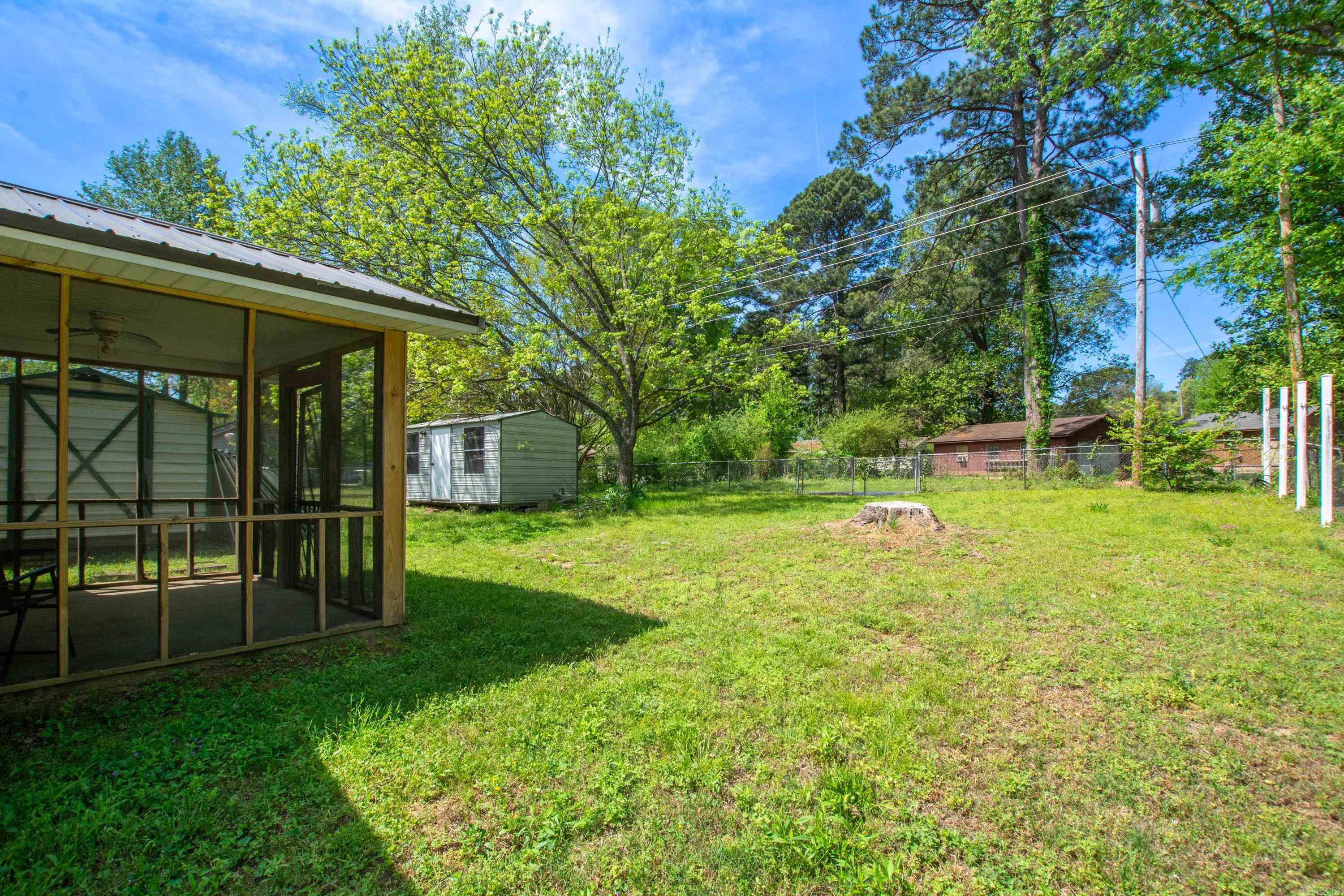 2616 Meadow Lane