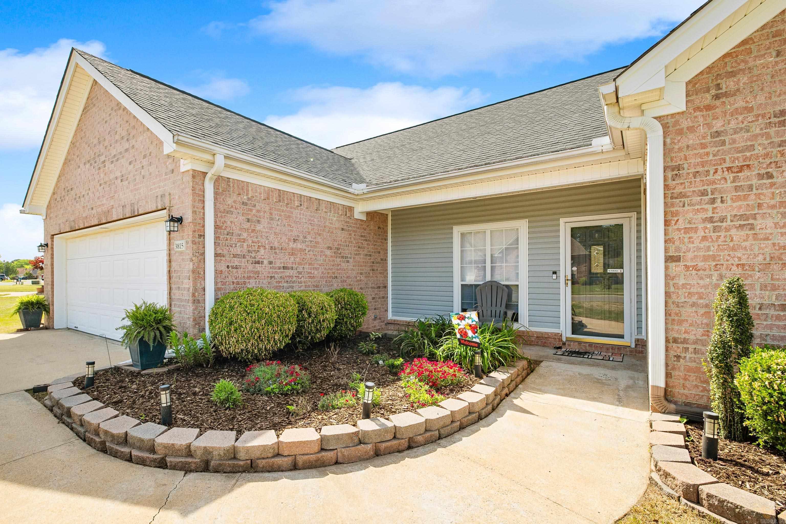 3815 Wildflower Lane