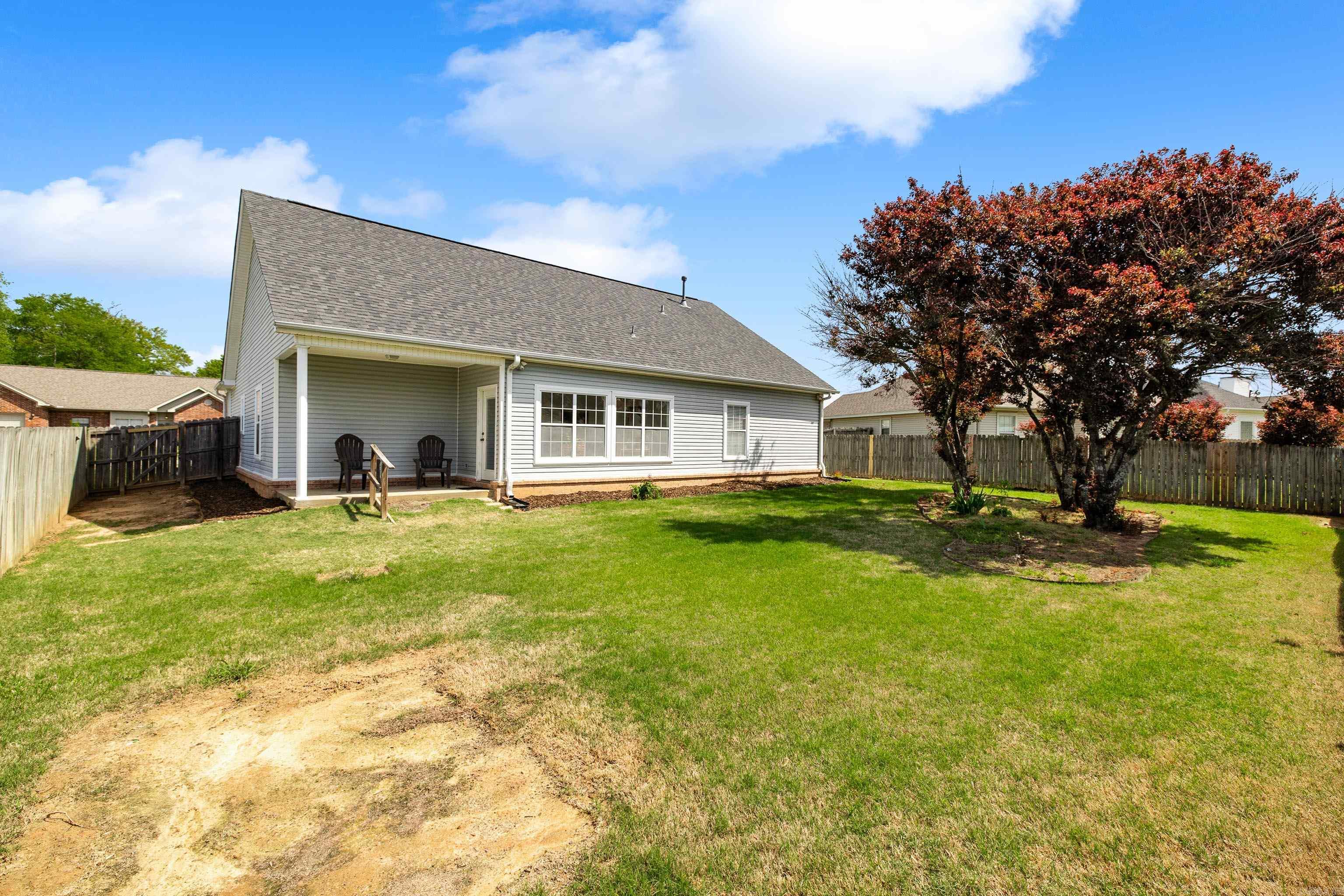 3815 Wildflower Lane
