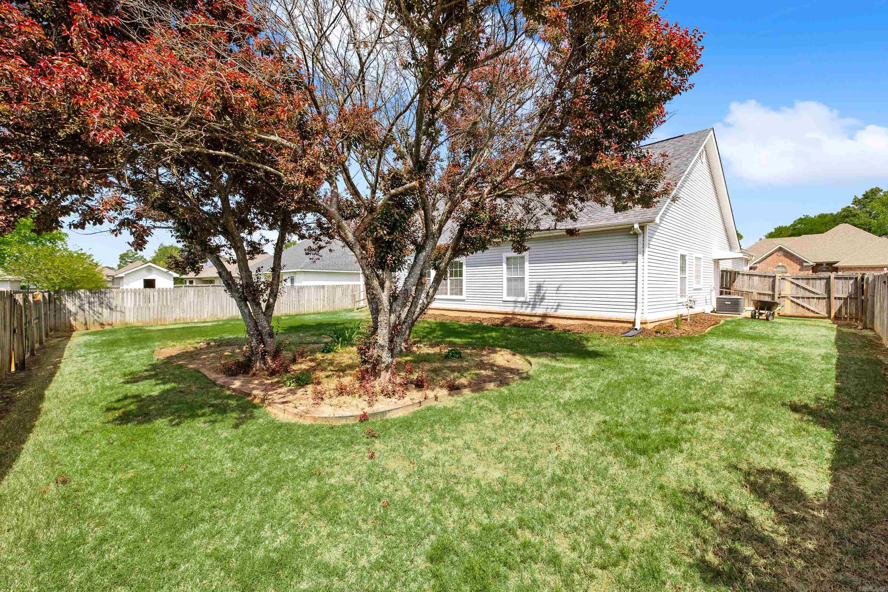 3815 Wildflower Lane