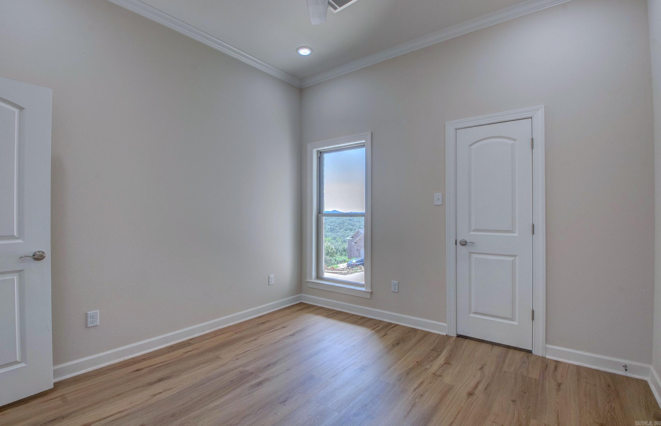119 Crestview Drive