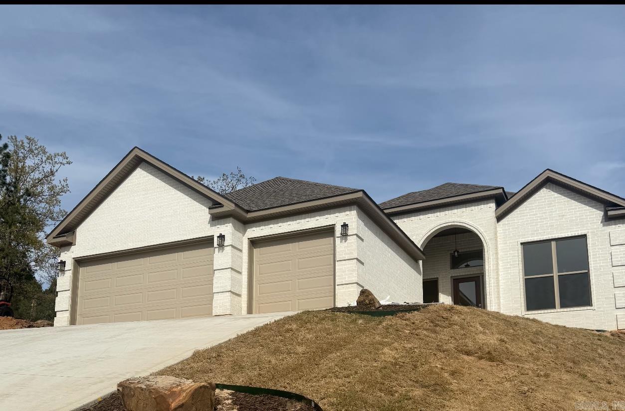 119 Crestview Drive