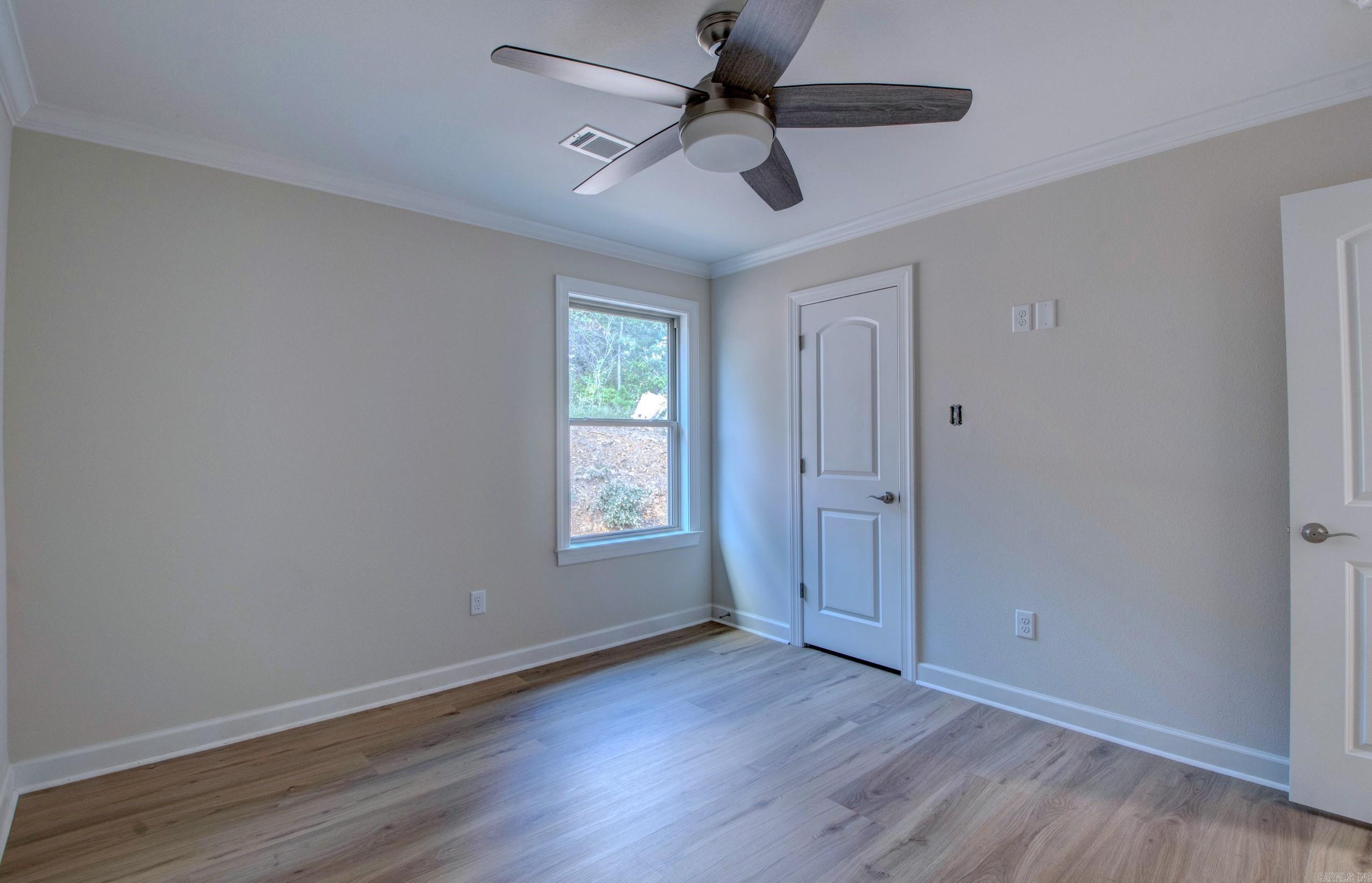119 Crestview Drive