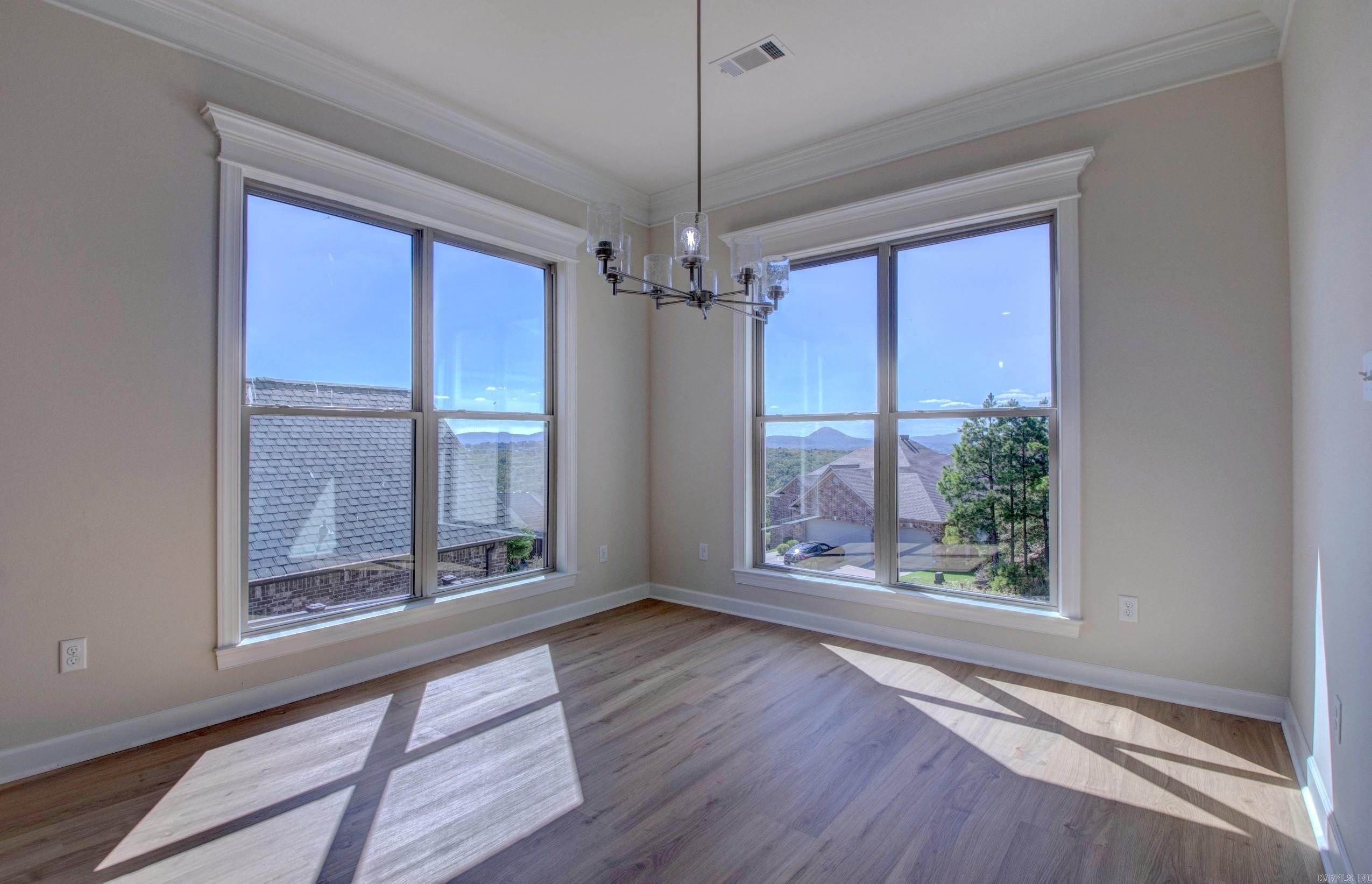 119 Crestview Drive