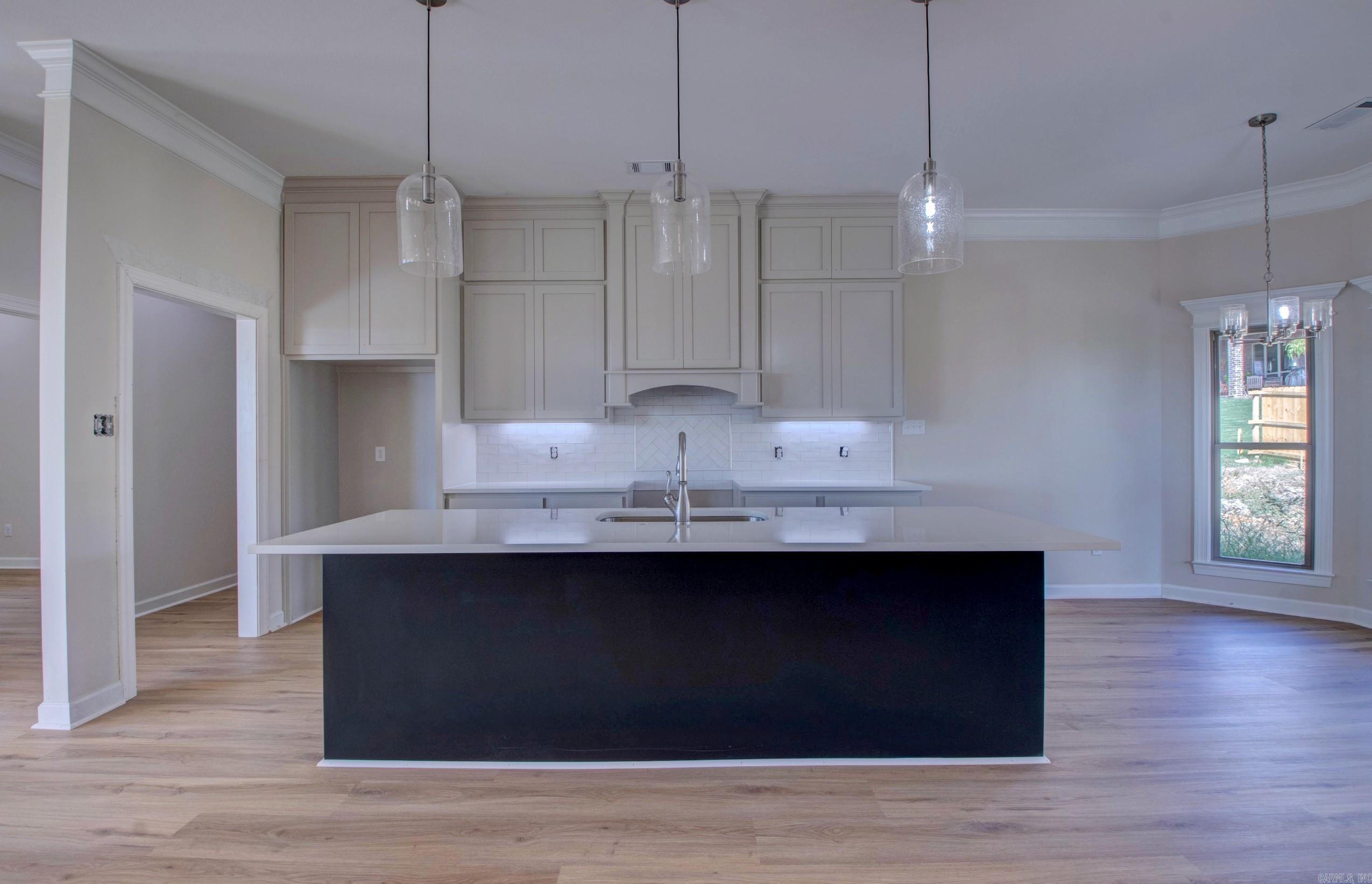 119 Crestview Drive