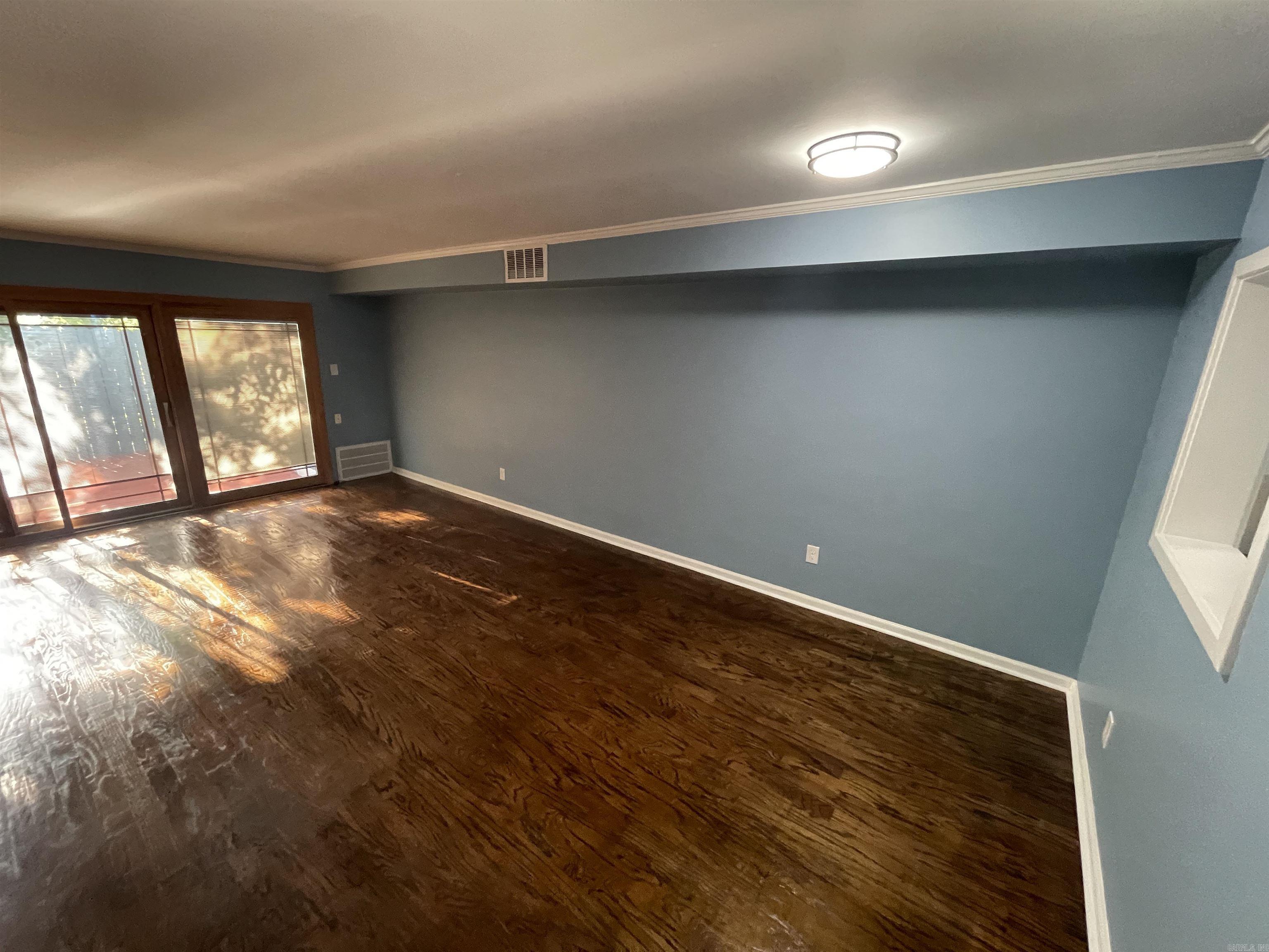 1824 N Hughes St., Apt 11