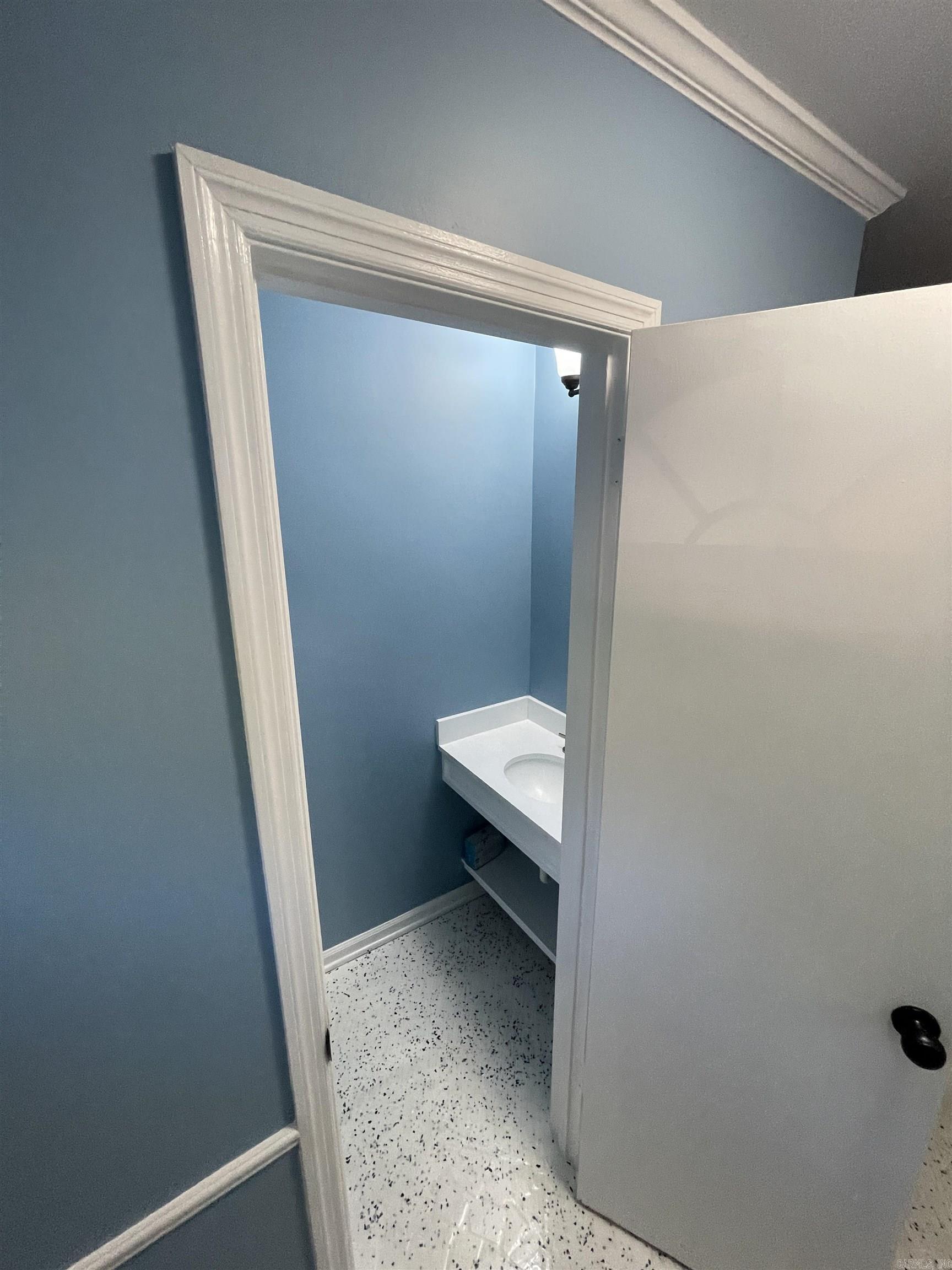 1824 N Hughes St., Apt 11