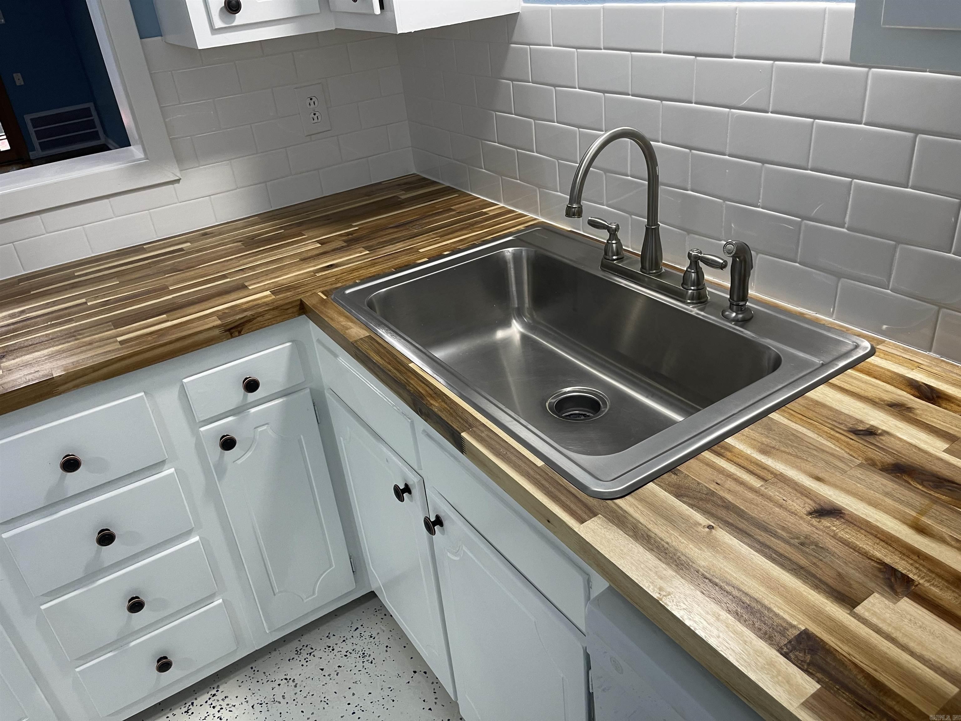 1824 N Hughes St., Apt 11