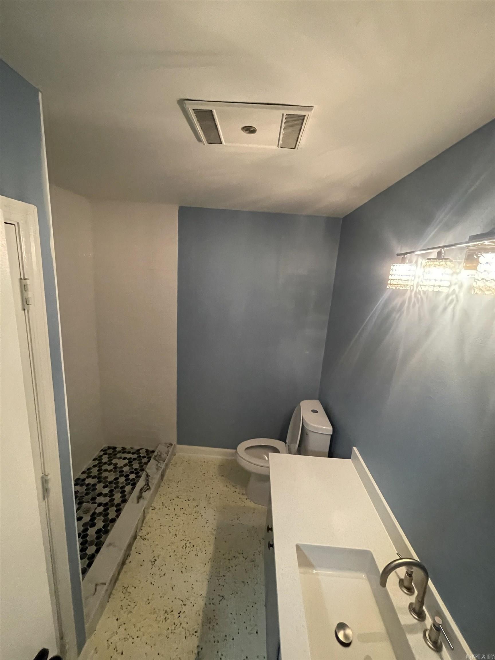 1824 N Hughes St., Apt 11