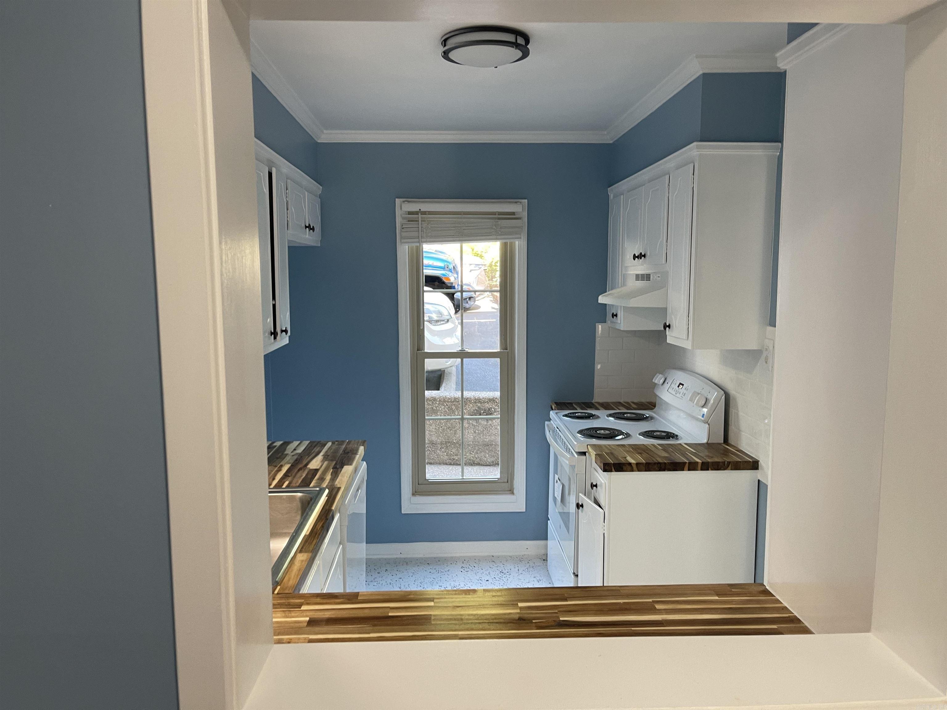 1824 N Hughes St., Apt 11