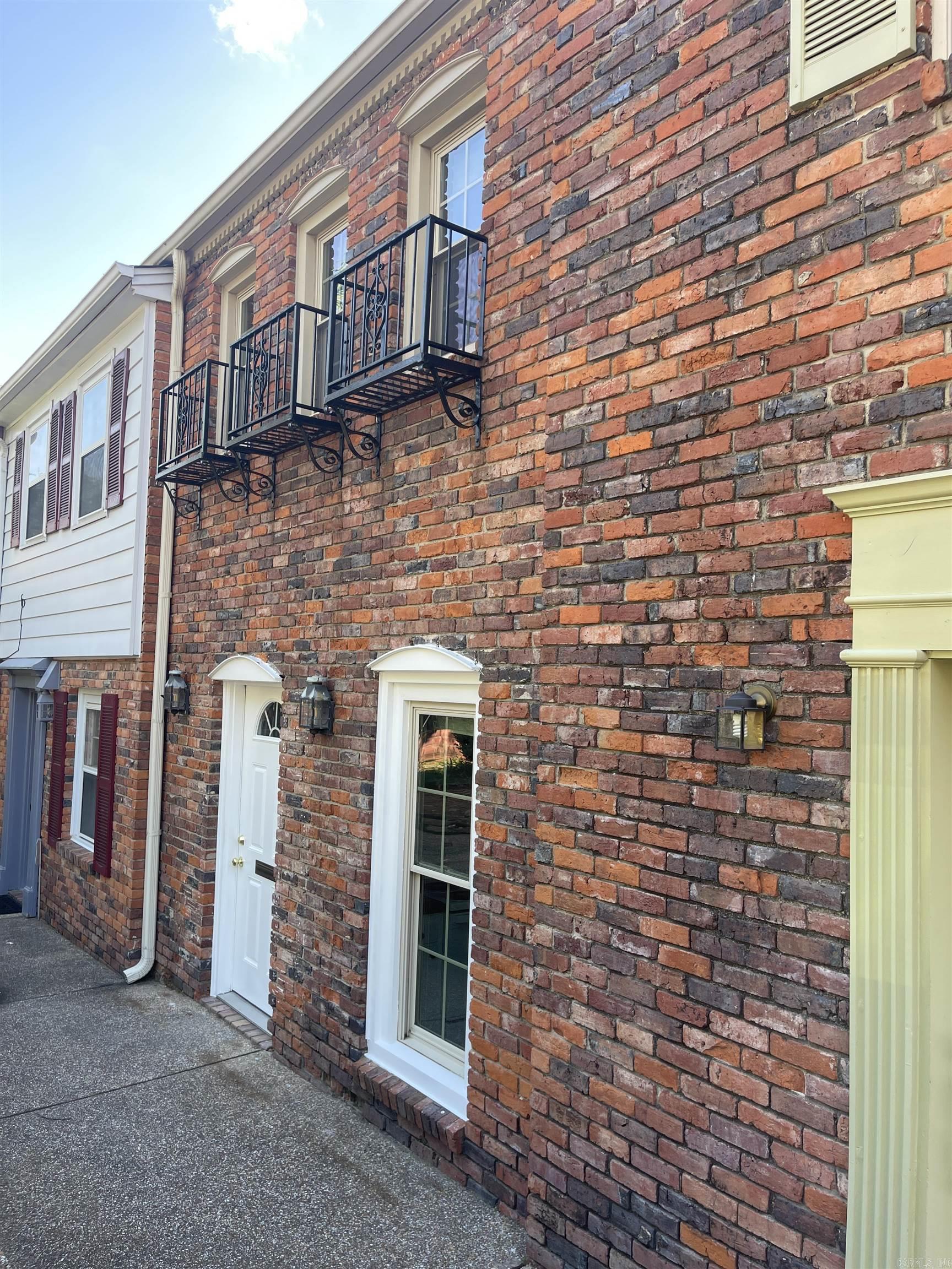 1824 N Hughes St., Apt 11
