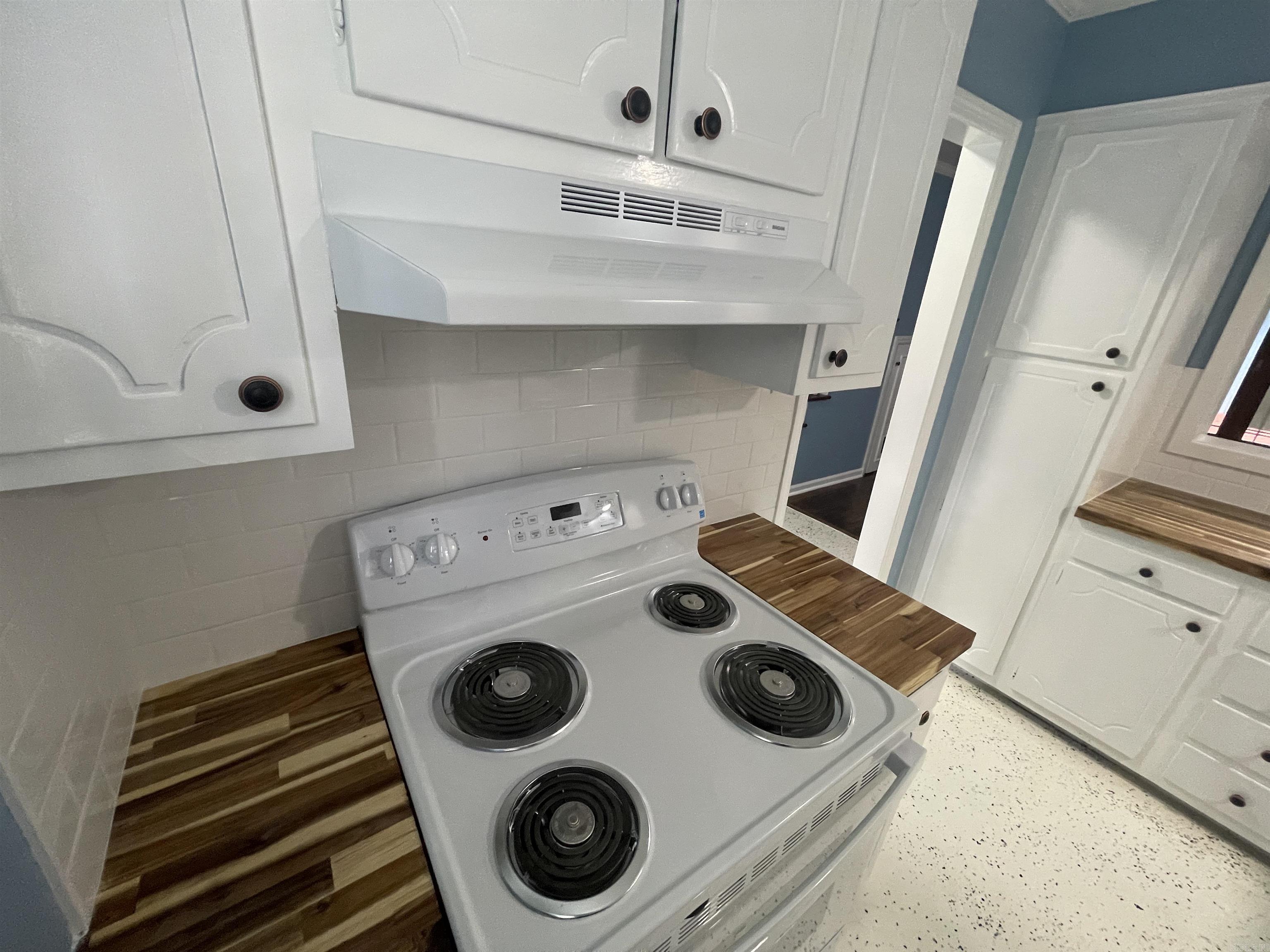 1824 N Hughes St., Apt 11