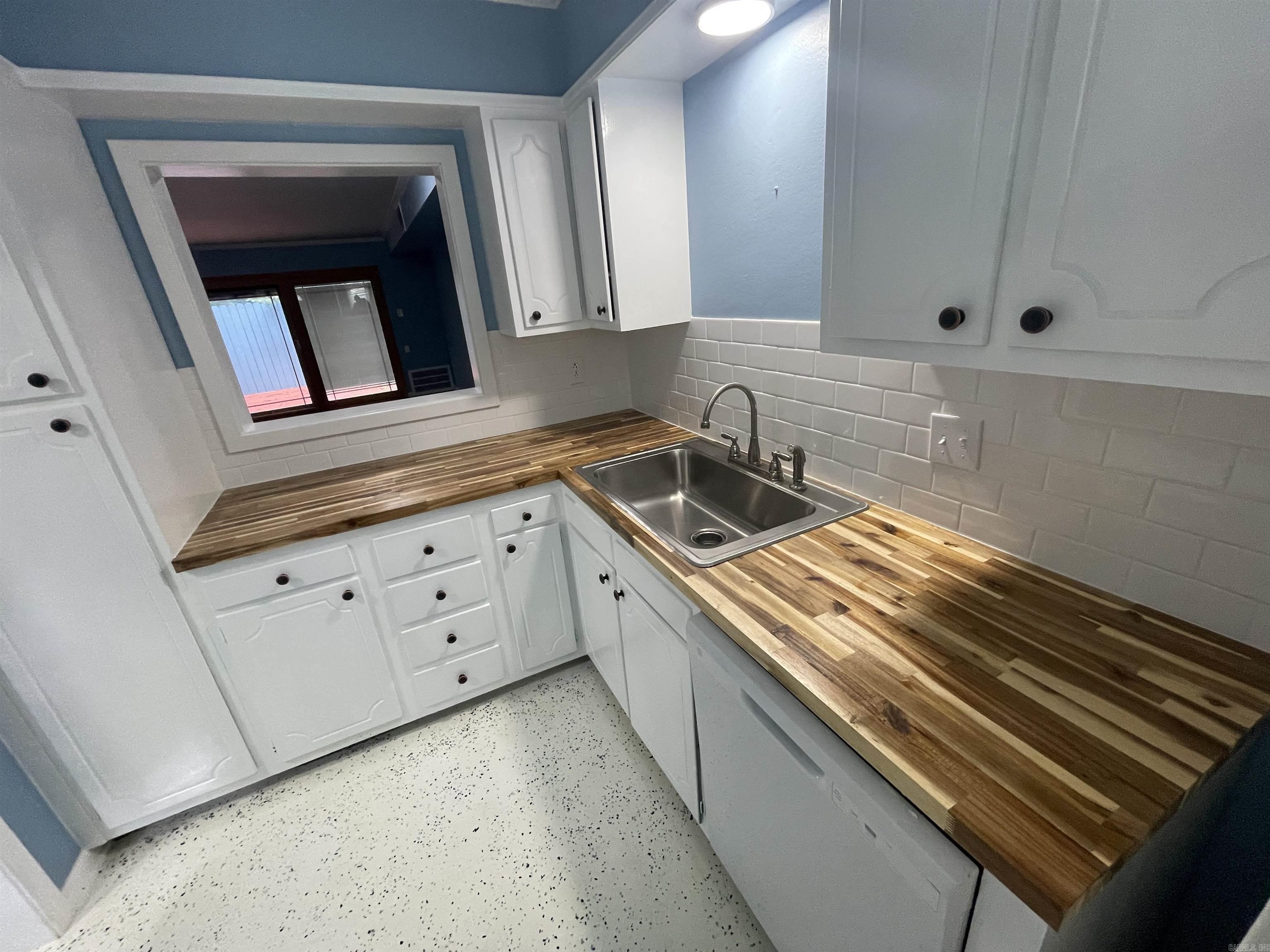 1824 N Hughes St., Apt 11
