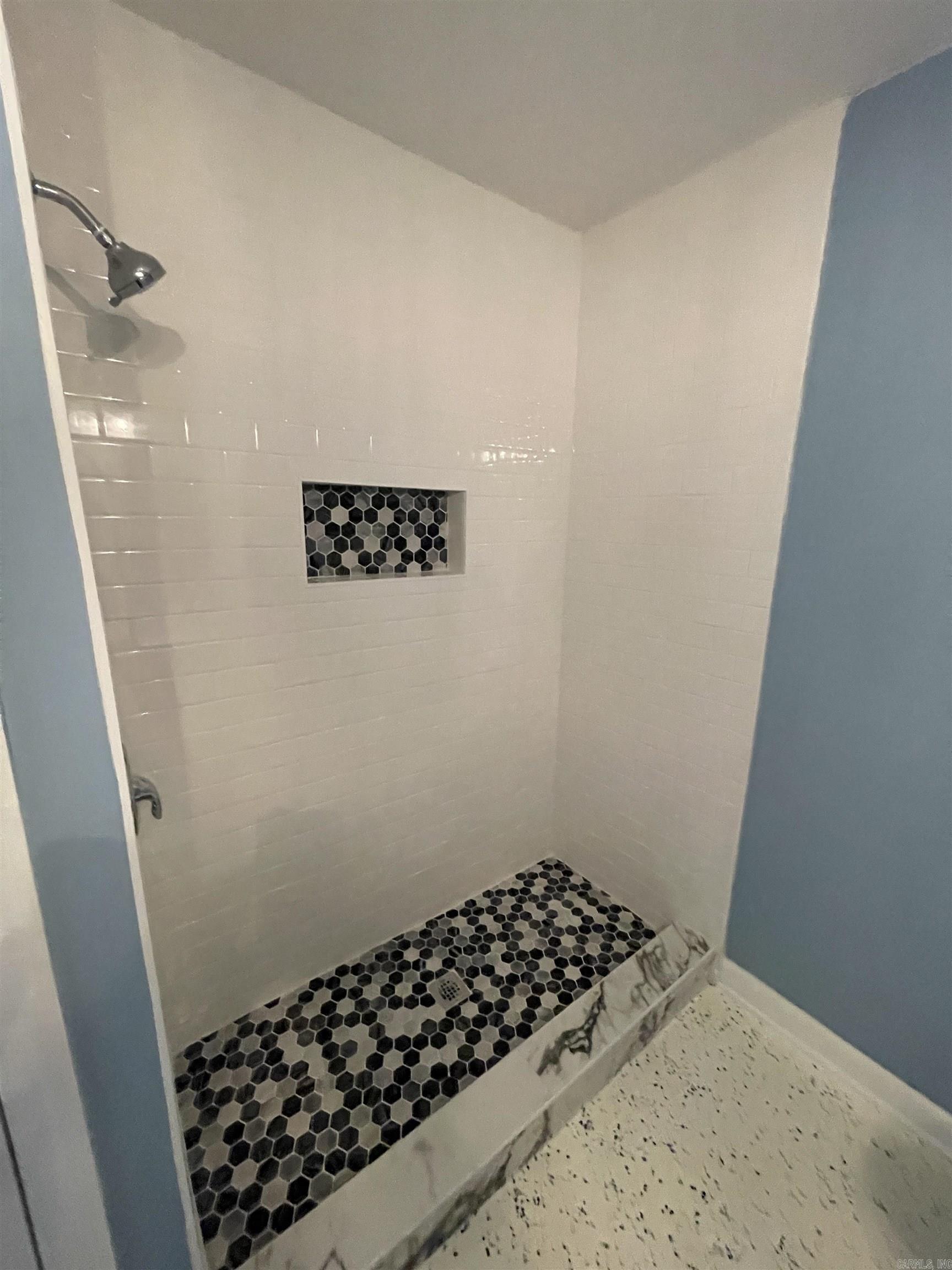 1824 N Hughes St., Apt 11