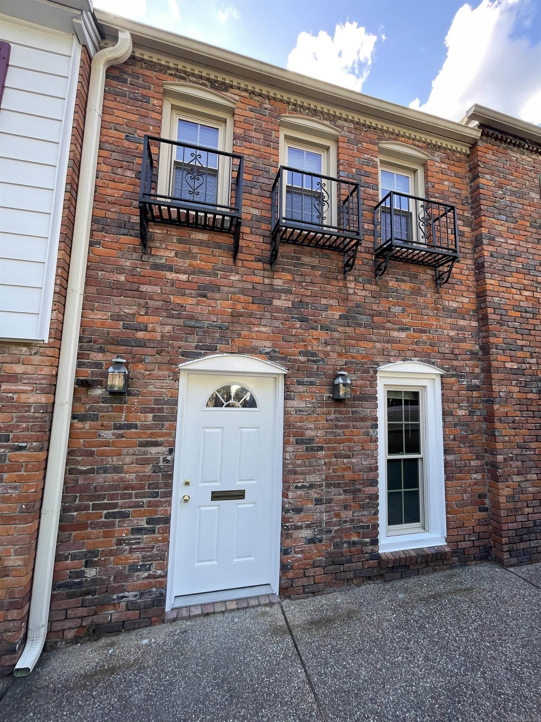 1824 N Hughes St., Apt 11