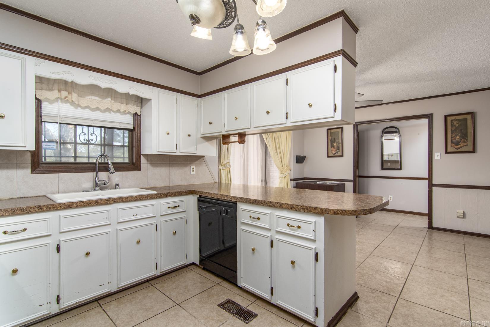 5618 Pecan Lake Road