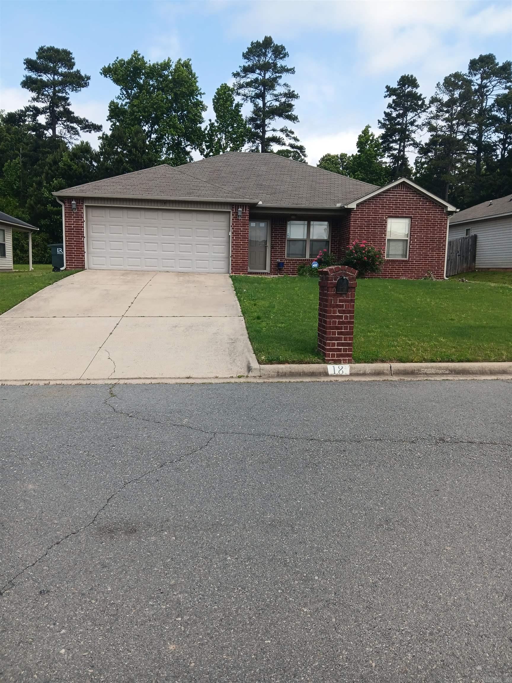 18 Bracey Cir