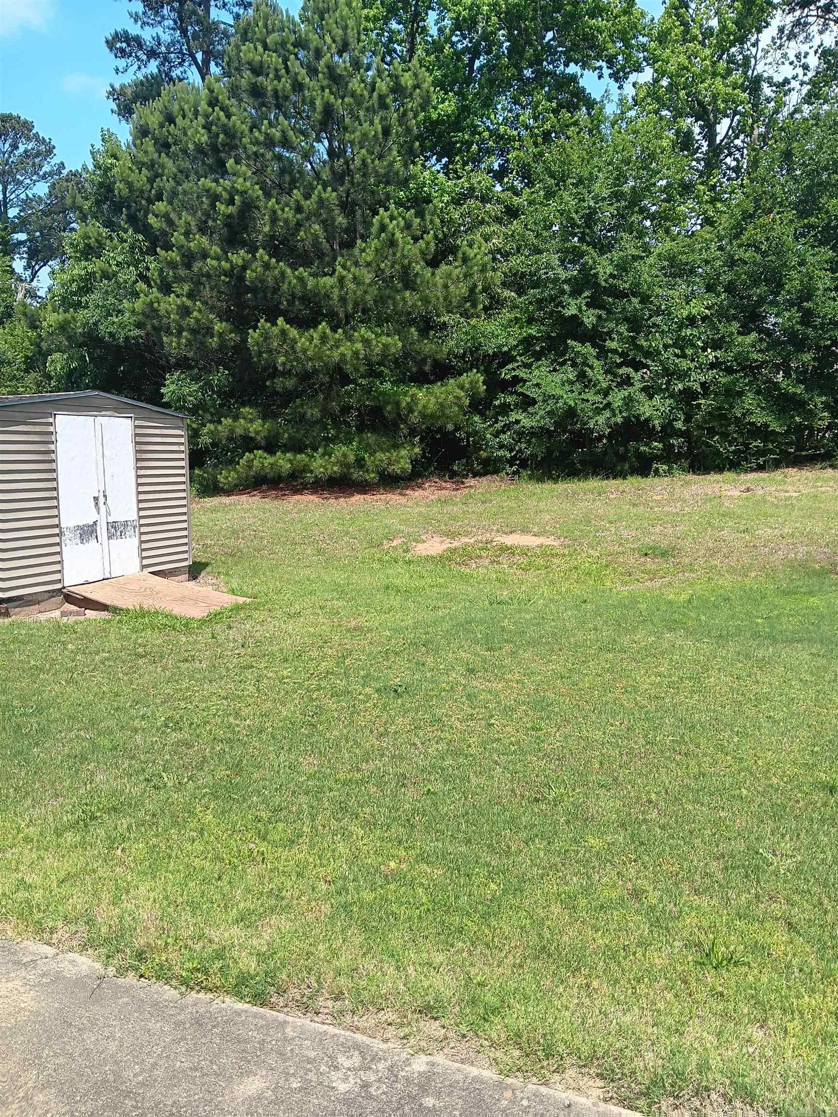 18 Bracey Cir