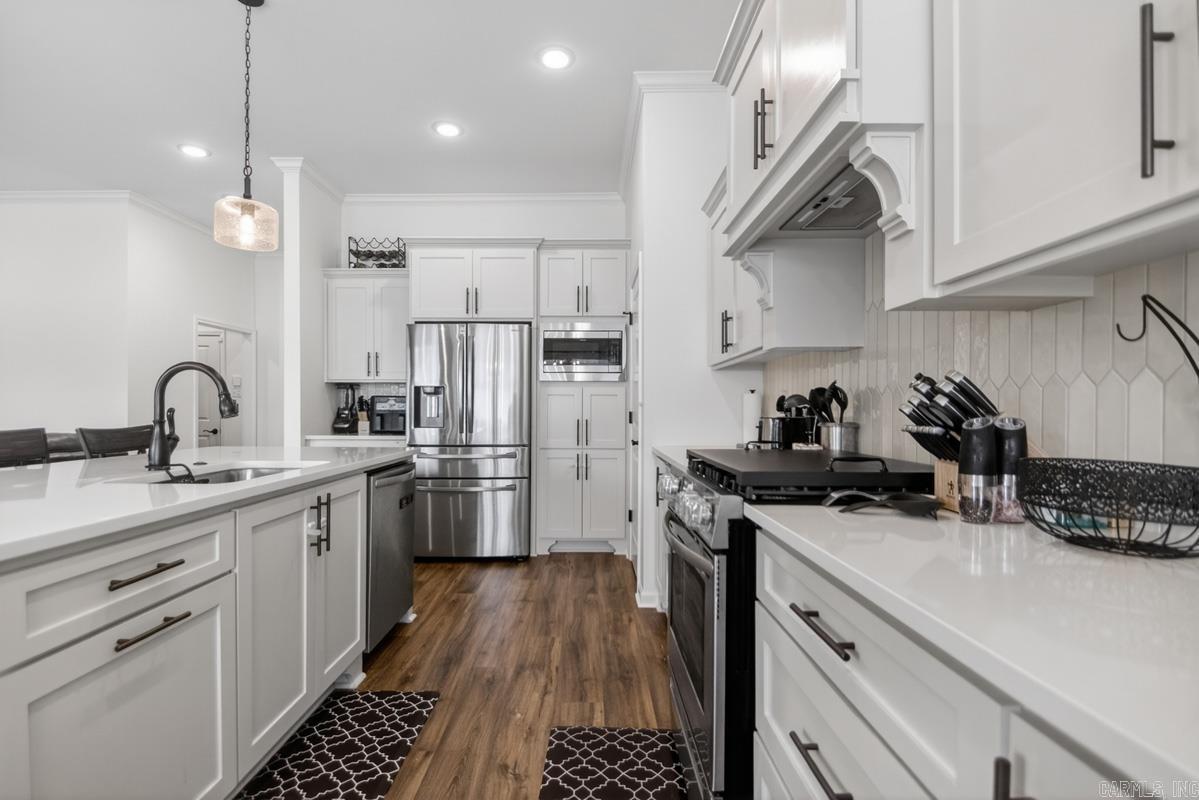1408 Woolridge Drive
