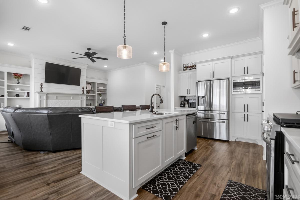 1408 Woolridge Drive