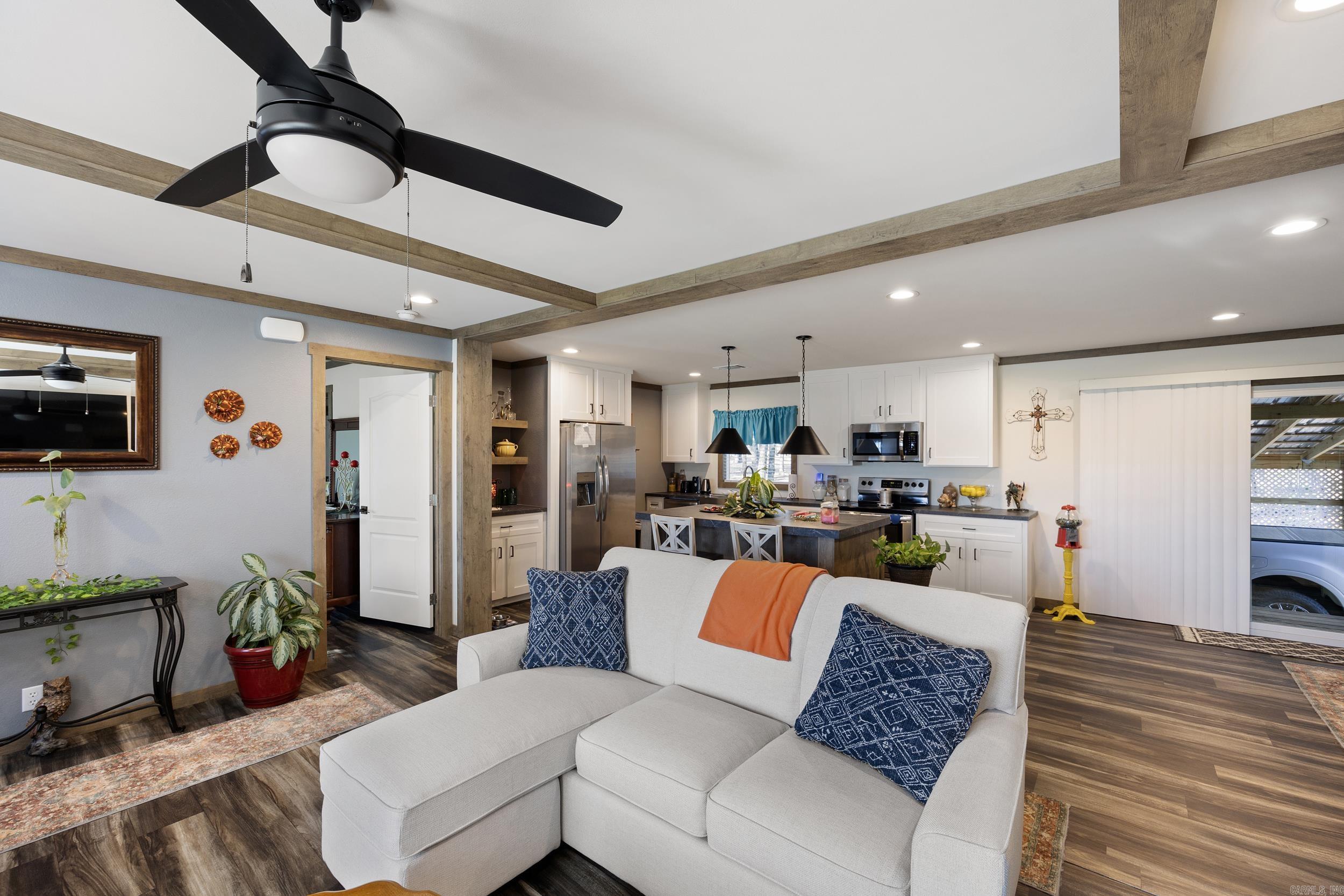 31 Huett Lane