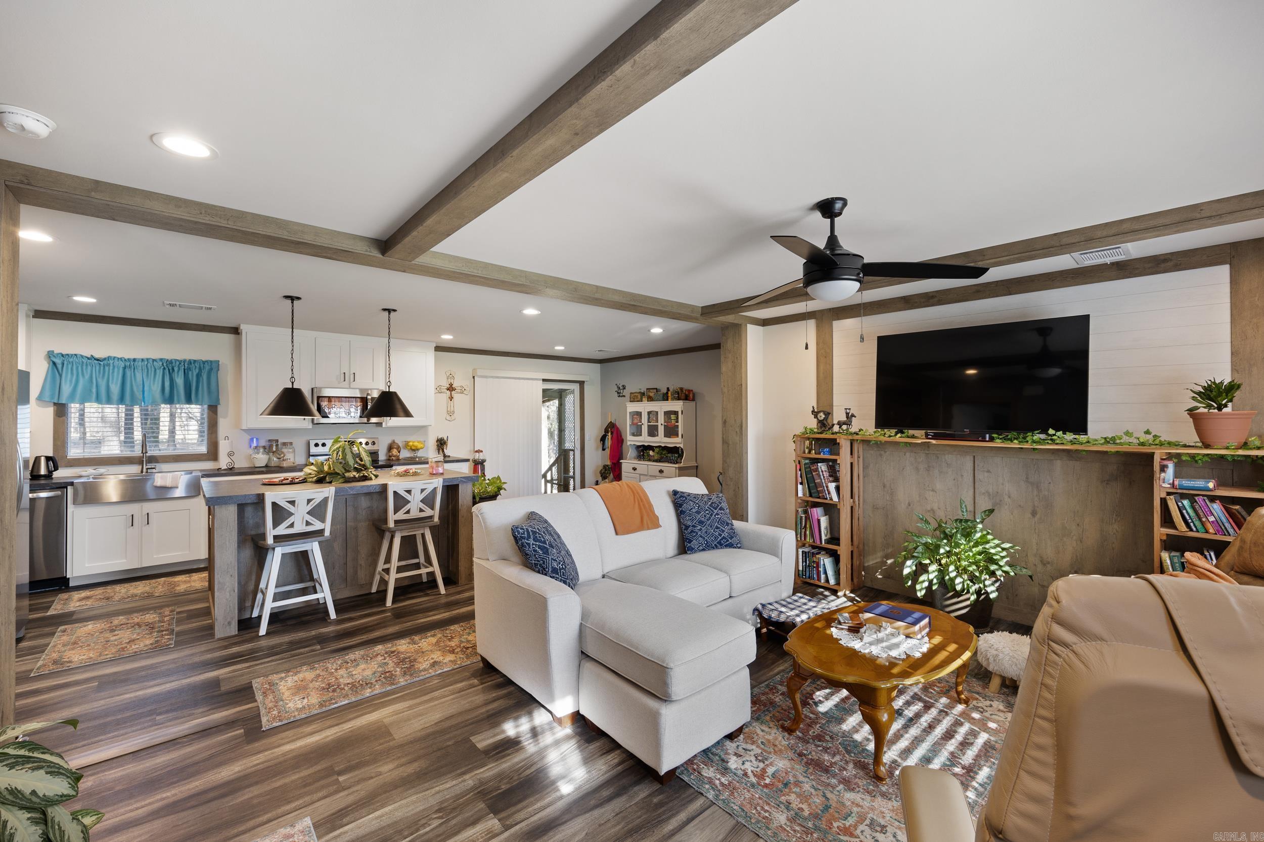31 Huett Lane
