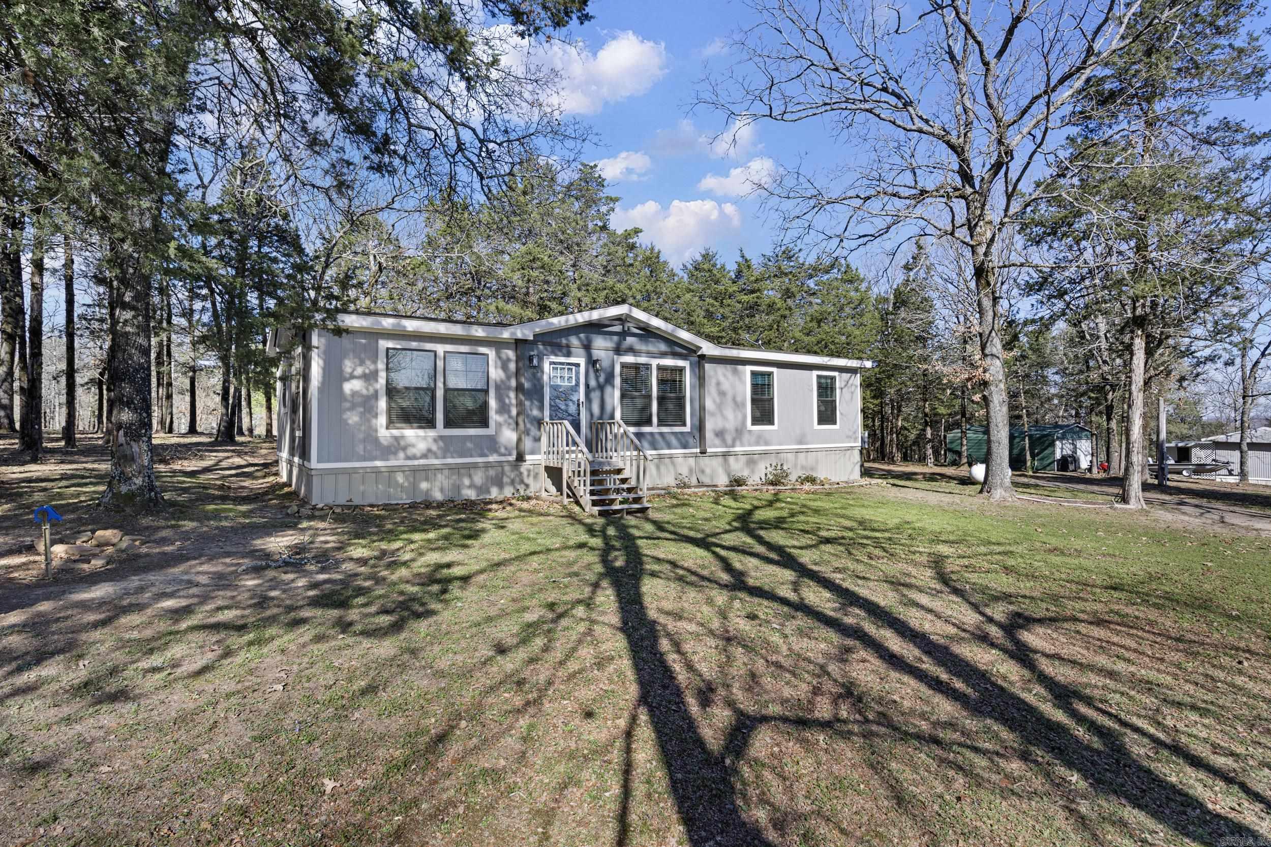31 Huett Lane