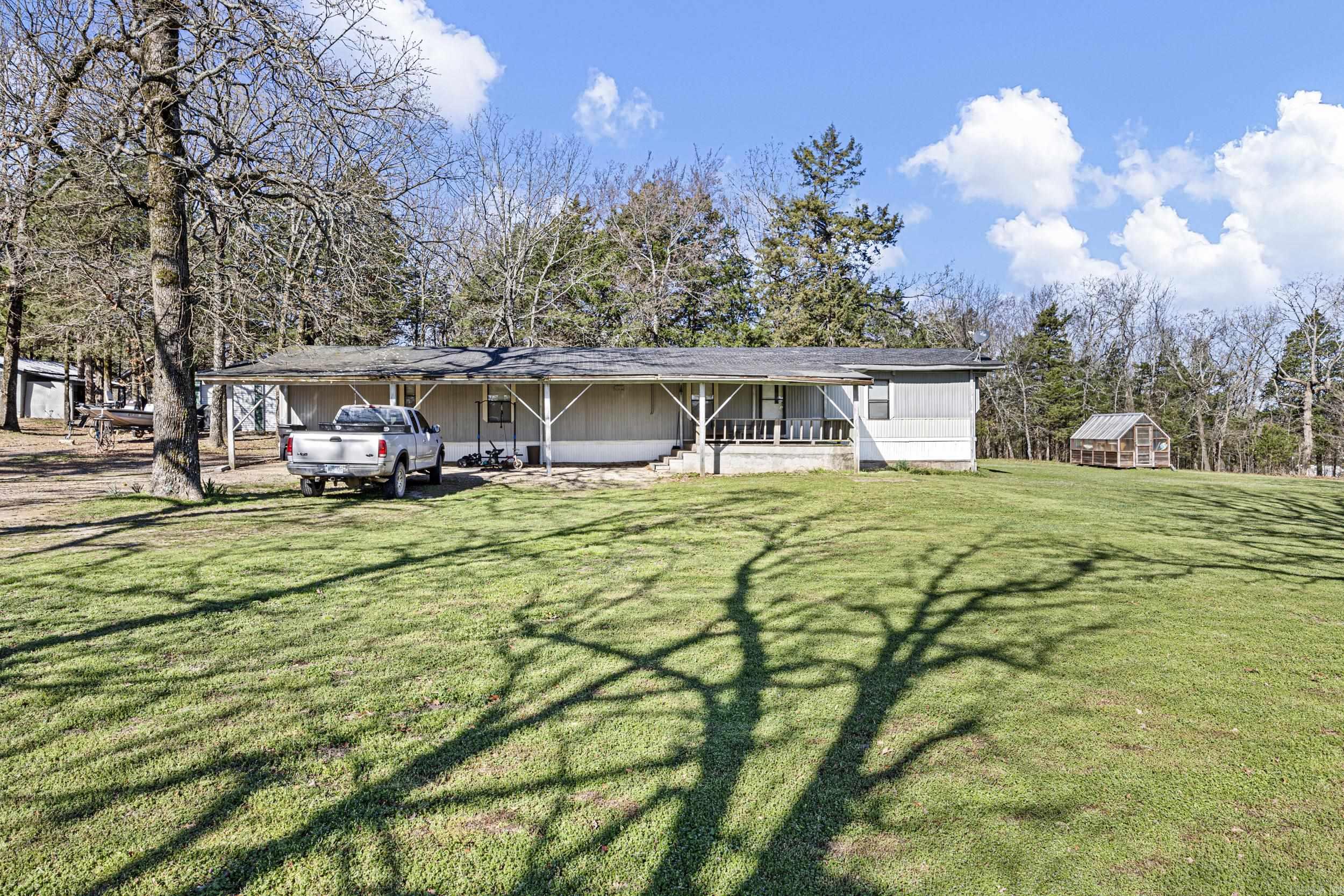 31 Huett Lane