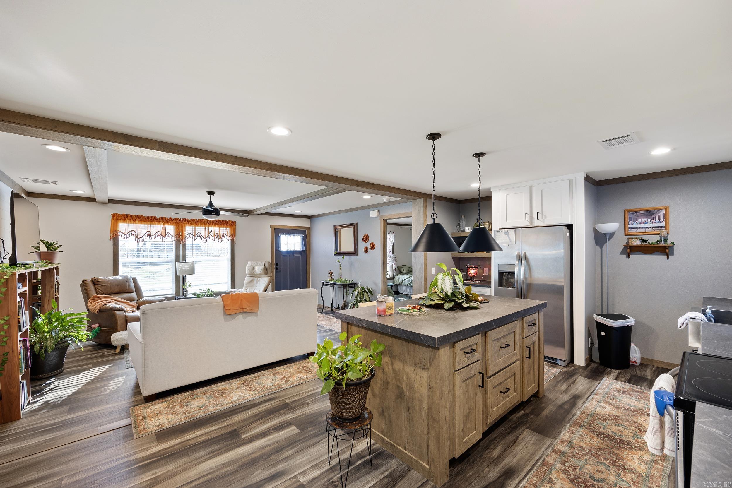 31 Huett Lane
