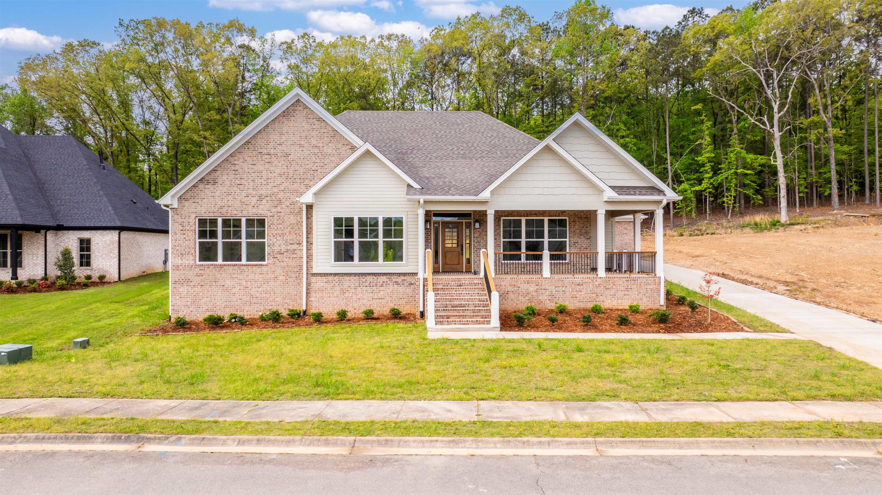 9 West Lake Lane