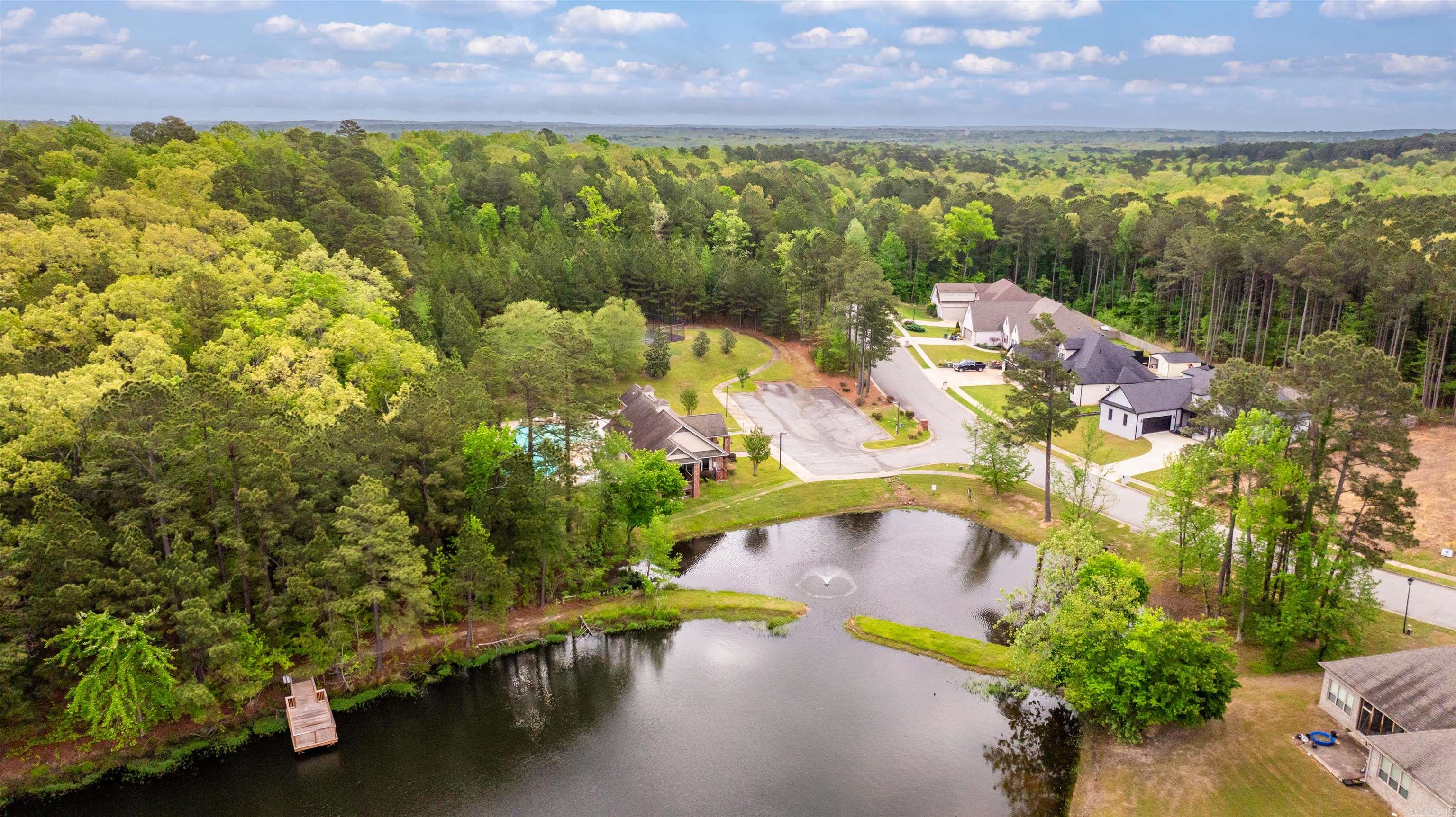 9 West Lake Lane