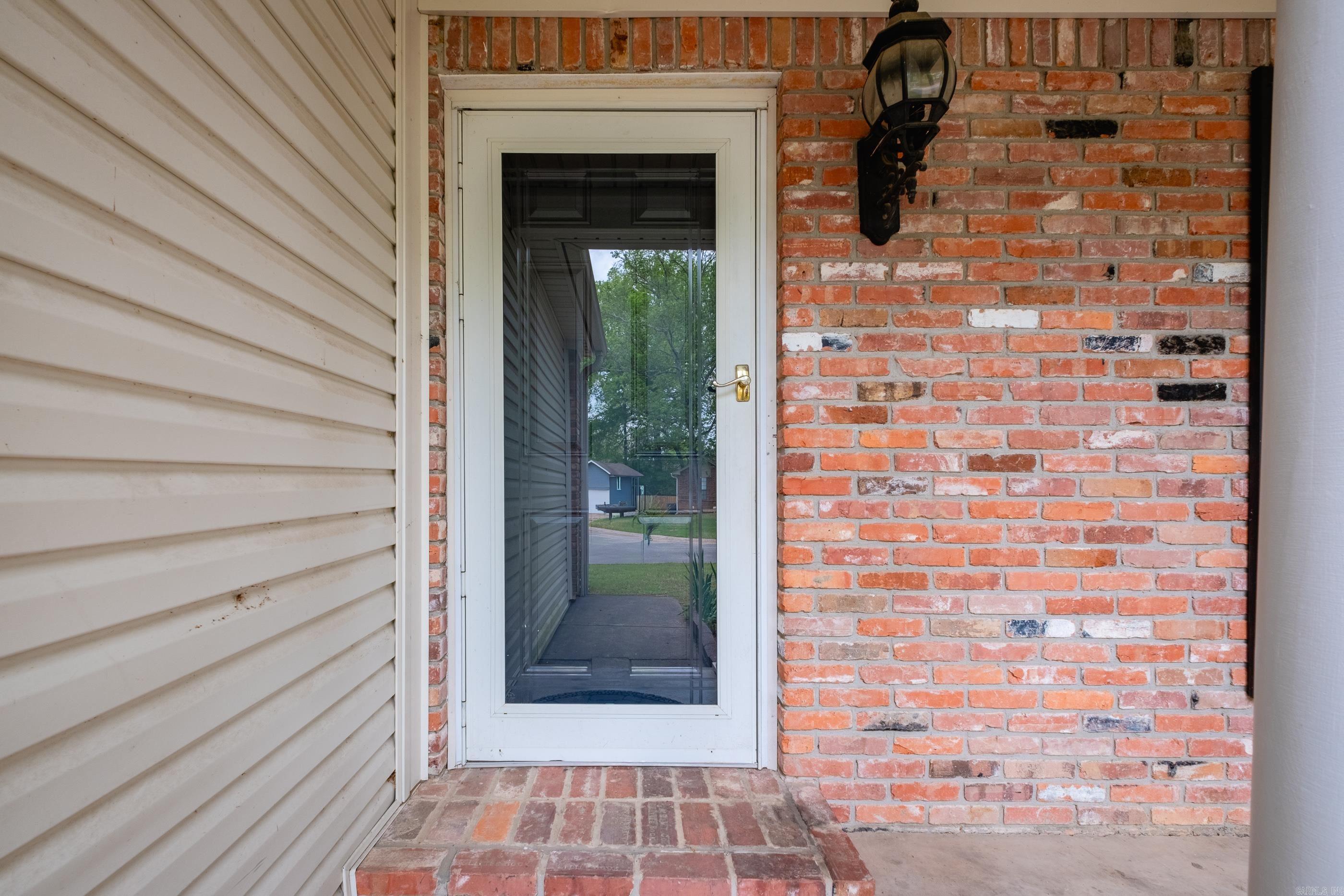 8 Tracy Austin Ct