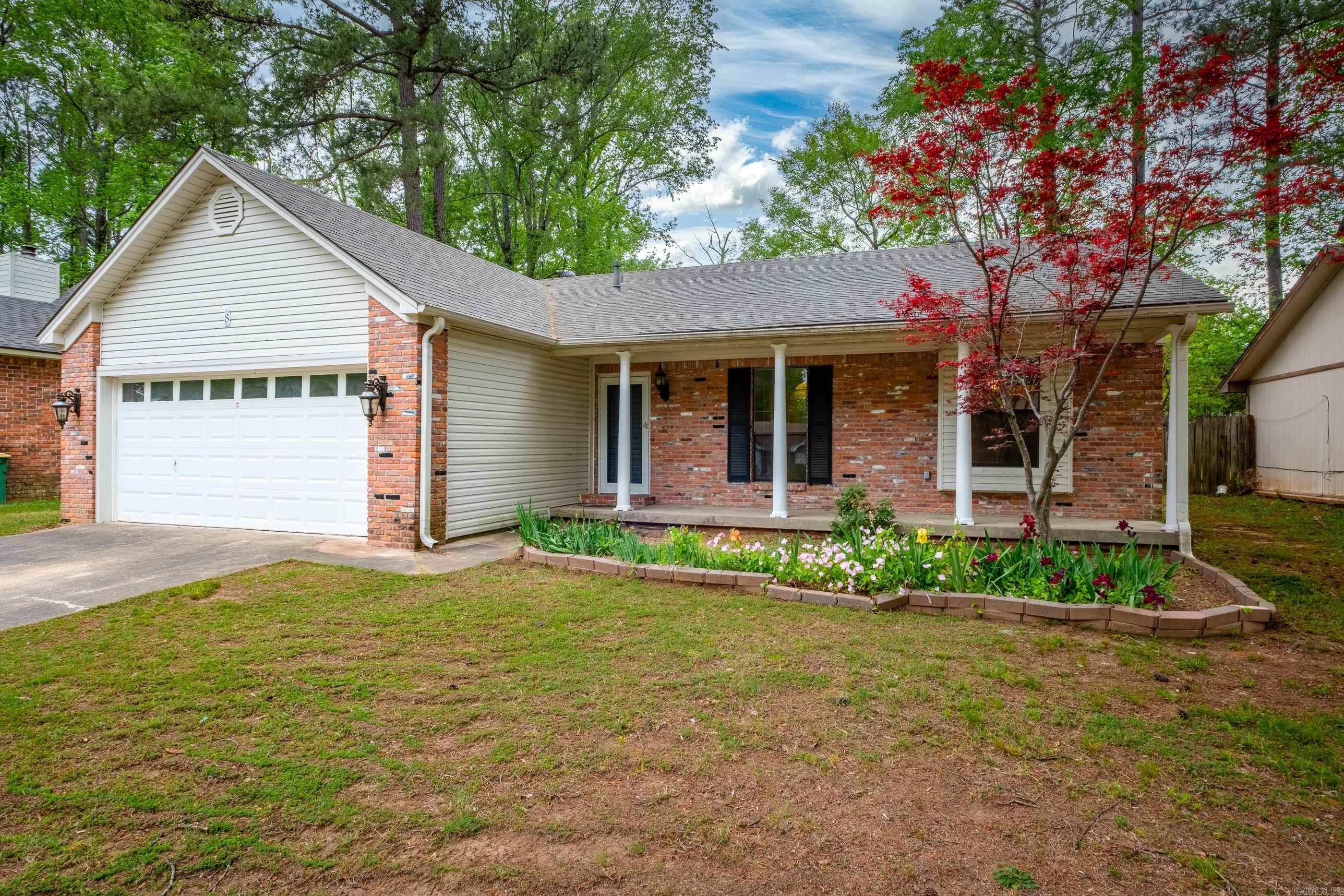 8 Tracy Austin Ct