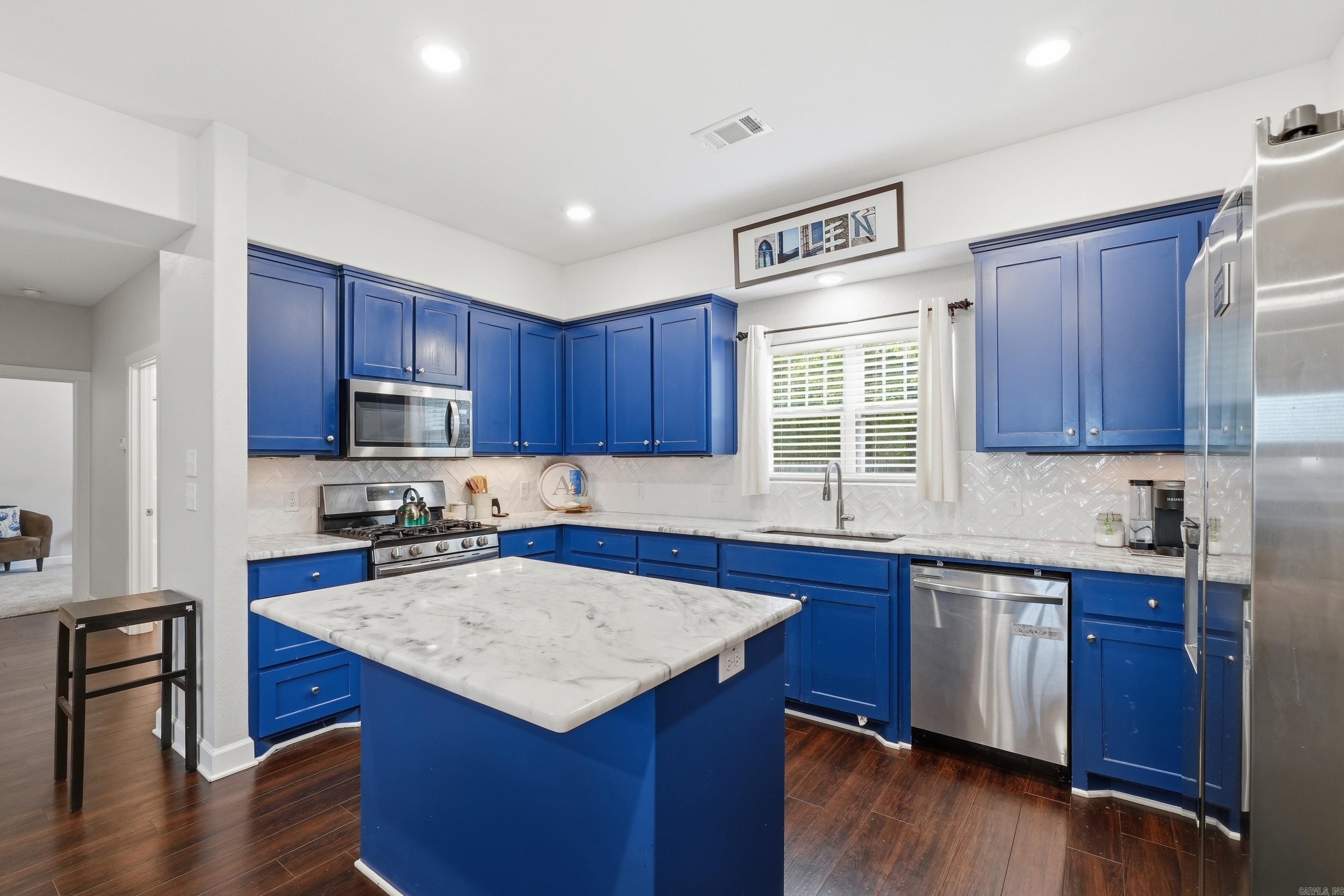 2921 Gillis Drive
