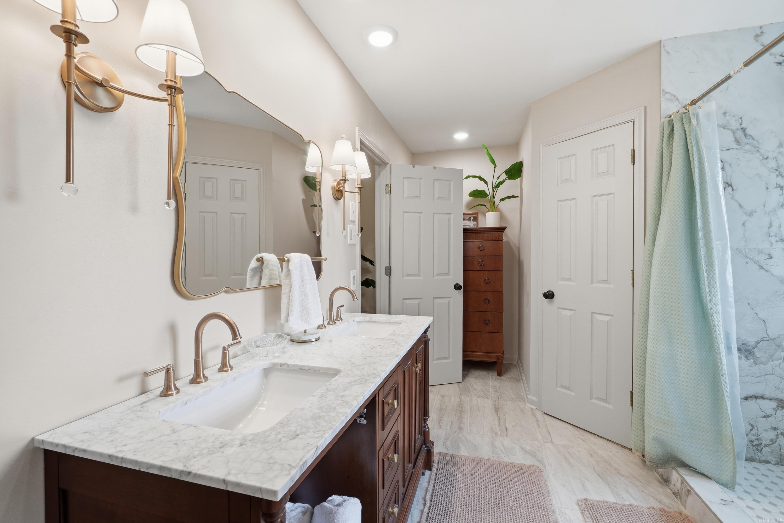 410 Whitney Woods