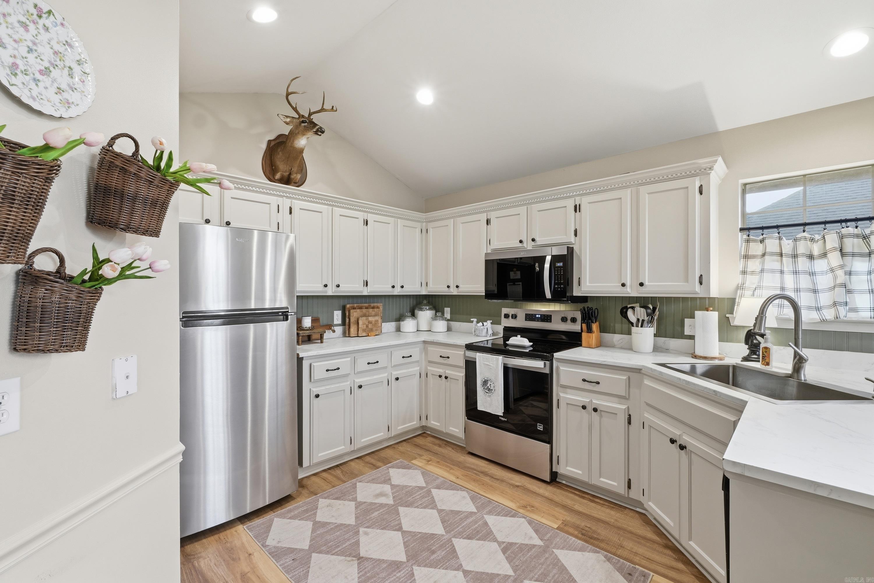 410 Whitney Woods