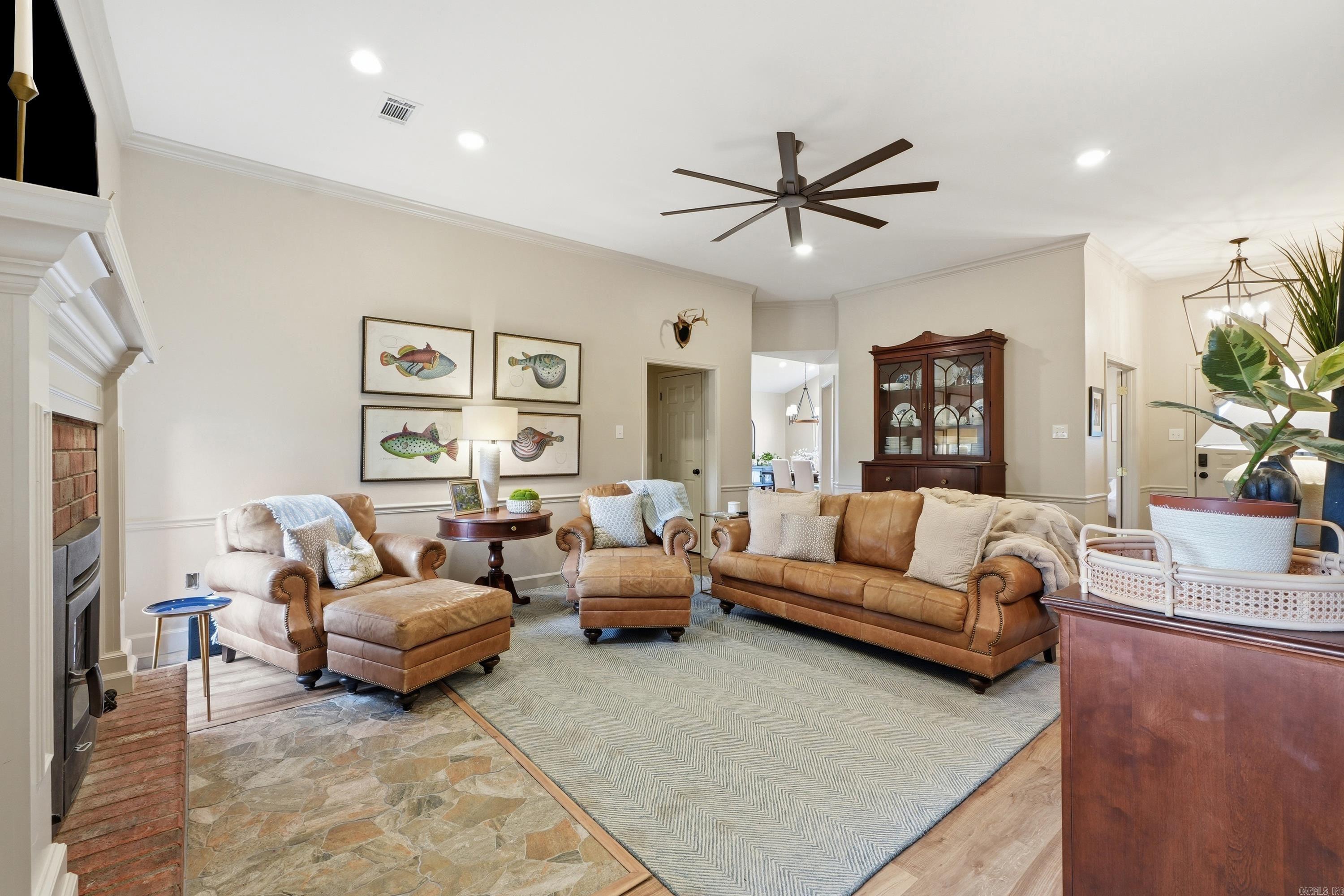 410 Whitney Woods