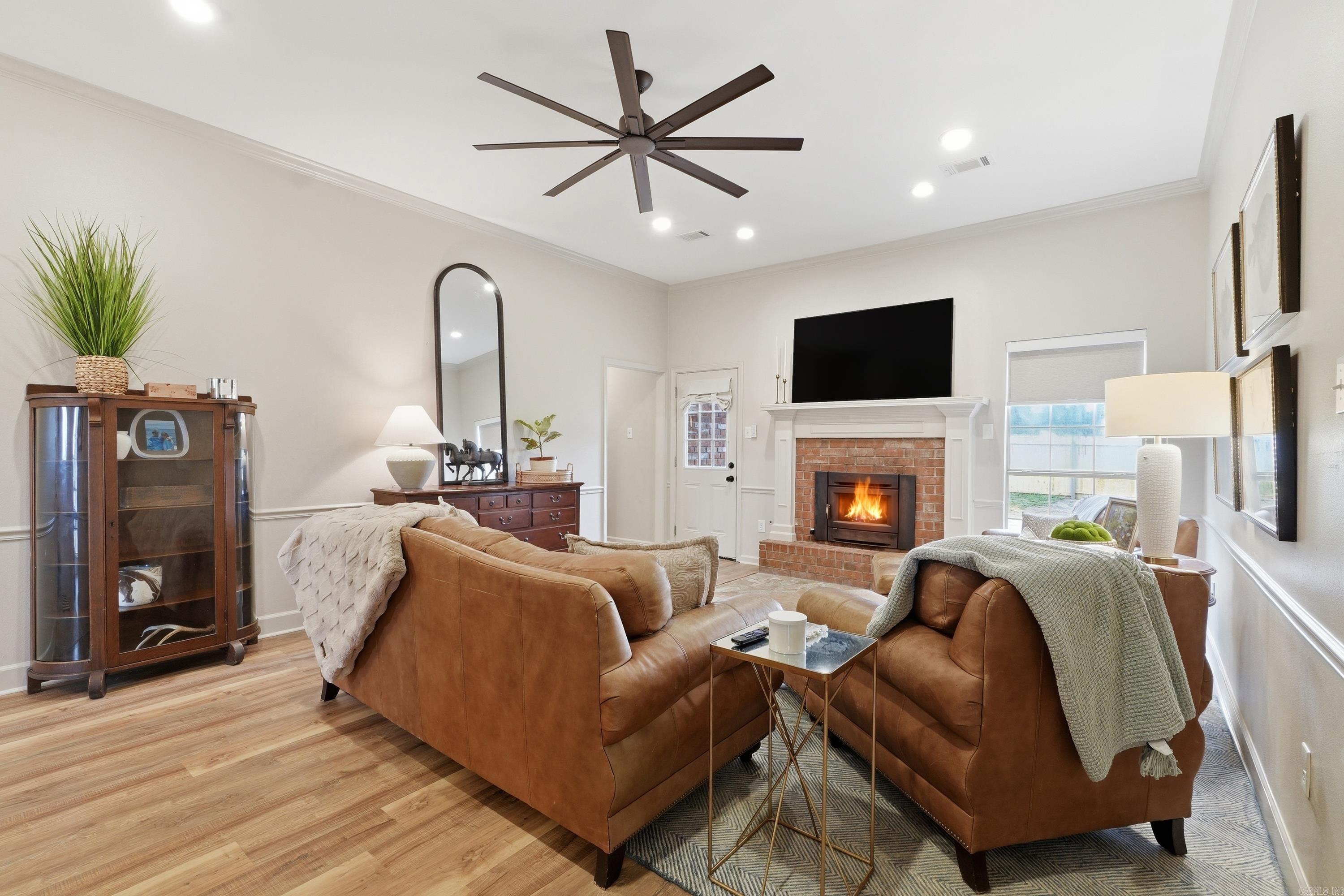 410 Whitney Woods
