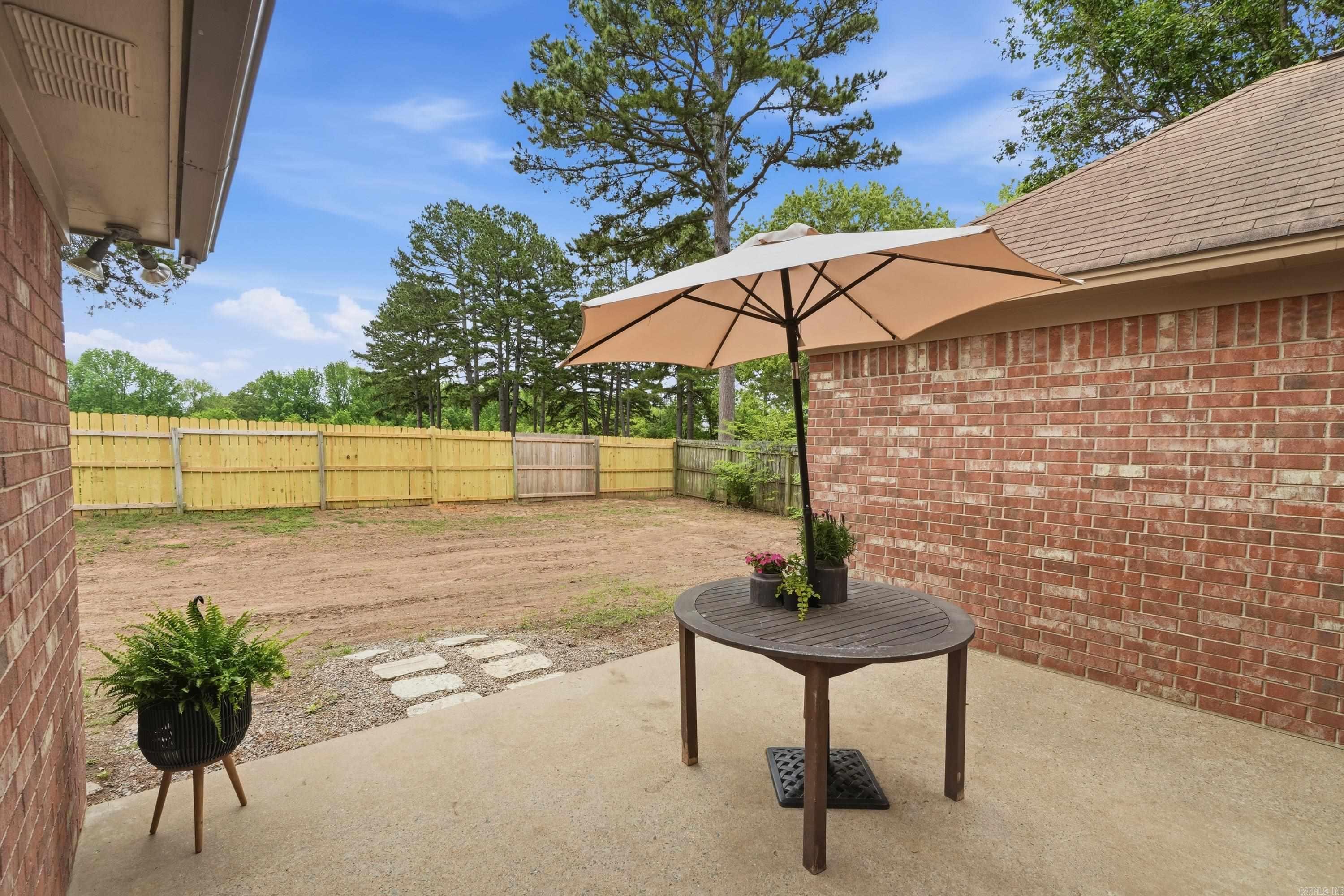 410 Whitney Woods