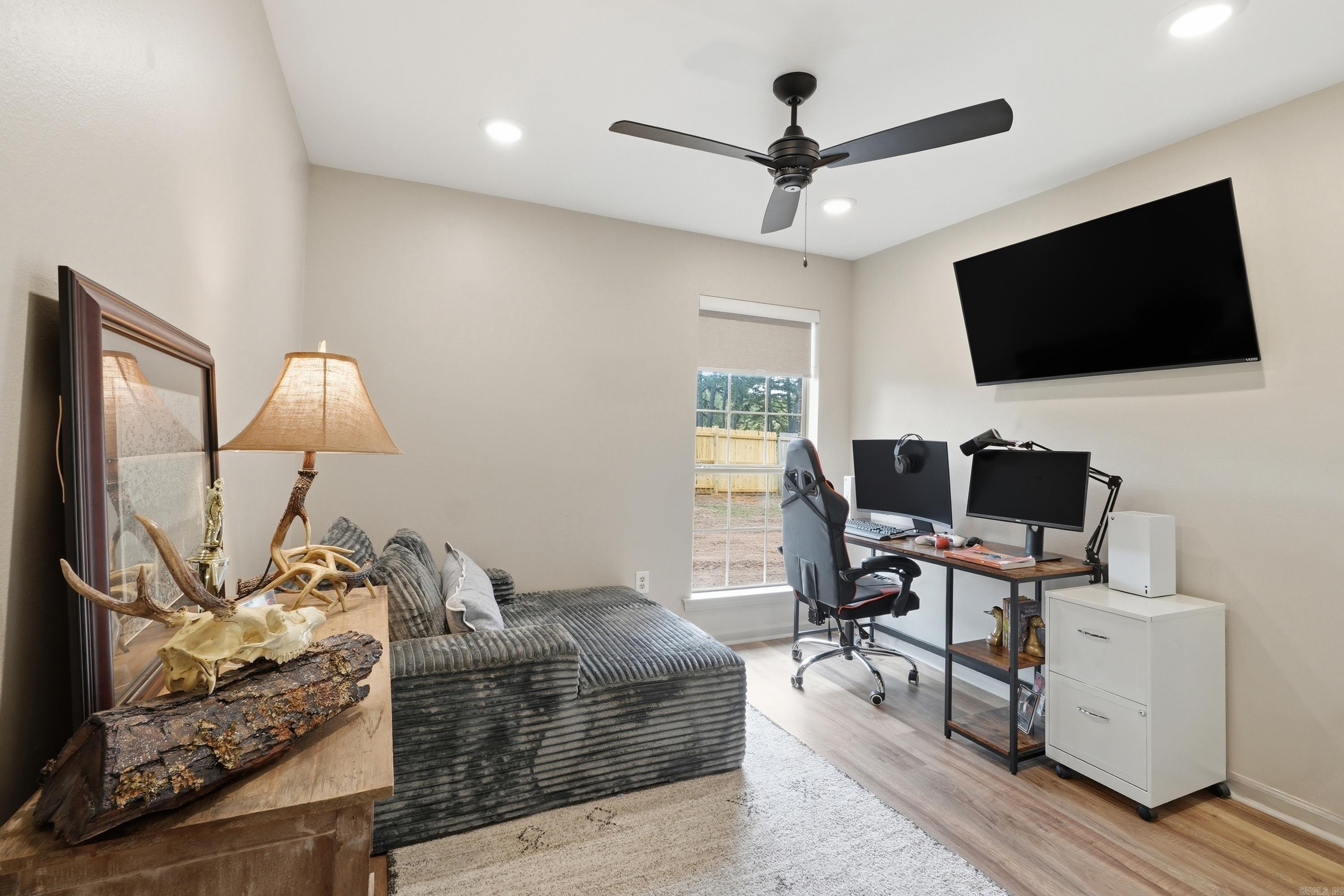 410 Whitney Woods