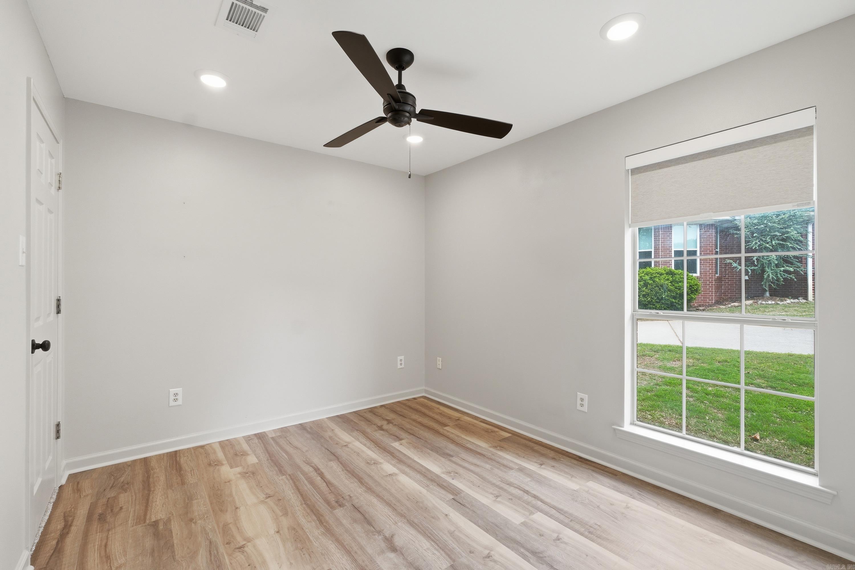 410 Whitney Woods