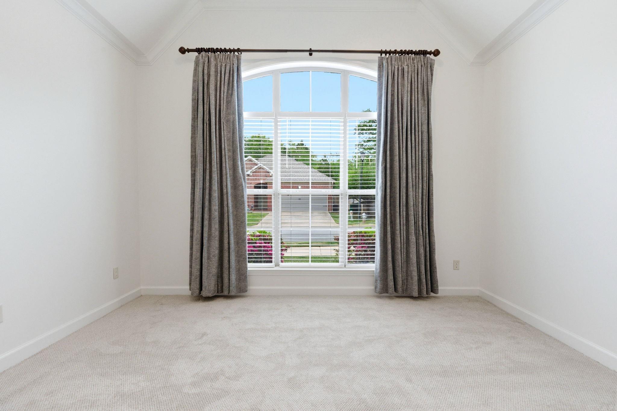 27 Taylor Park Loop