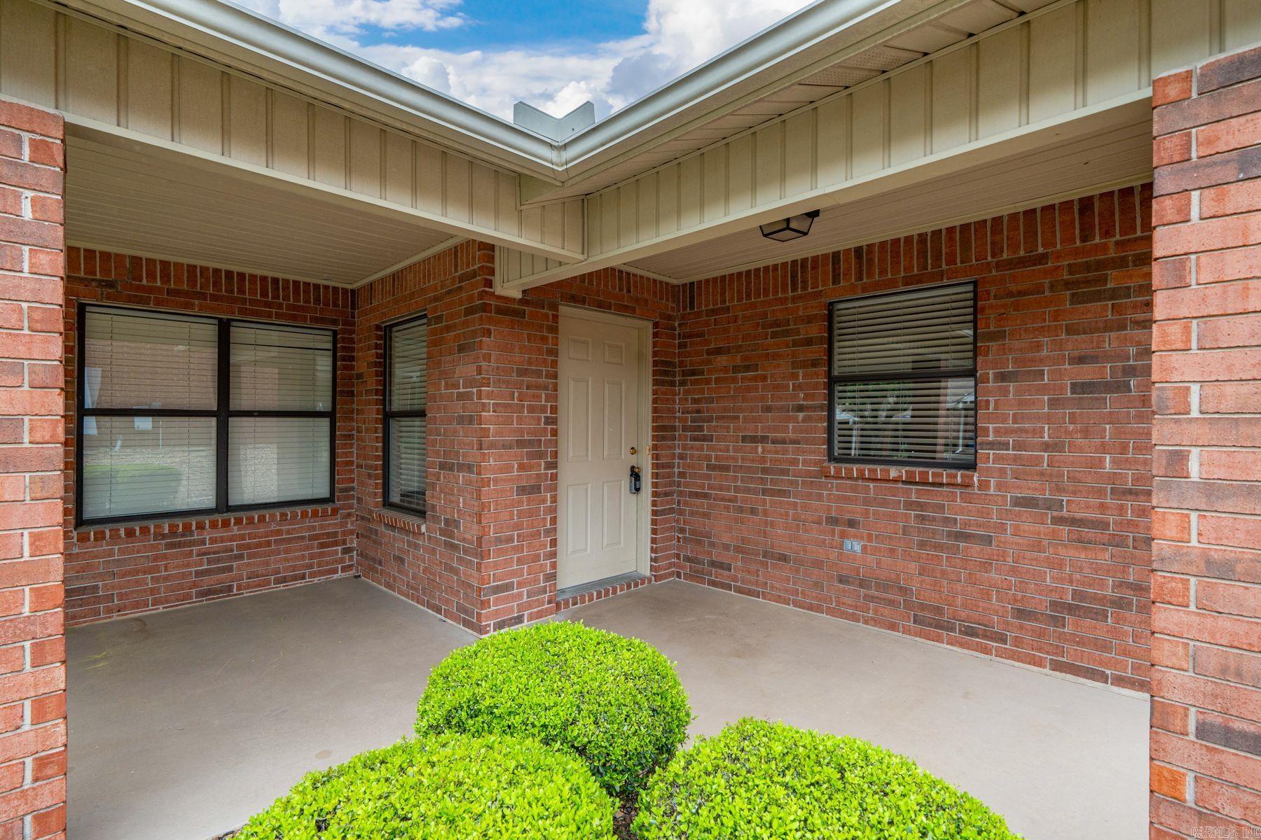 500 Pakis Street, Unit 20-A